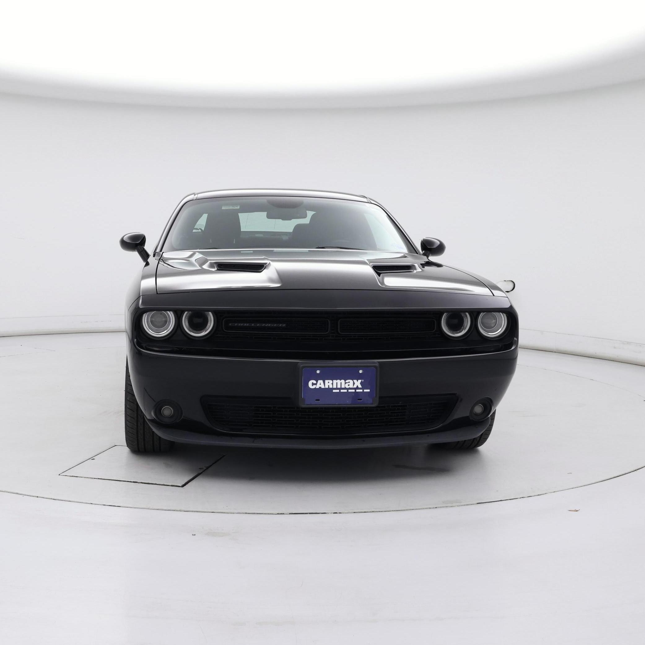 Thumbnail: 2017 Dodge Challenger - 5