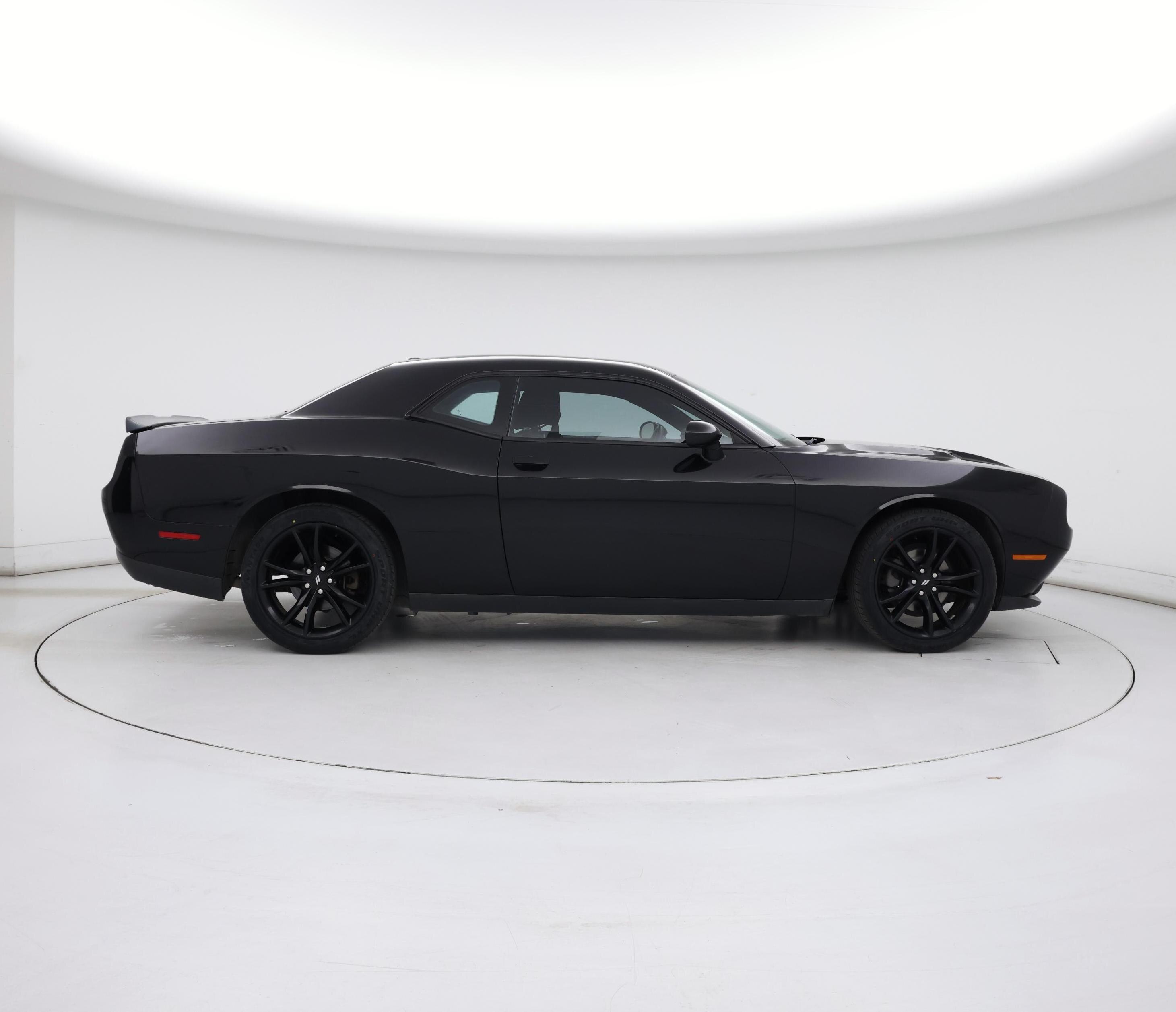 Thumbnail: 2017 Dodge Challenger - 7