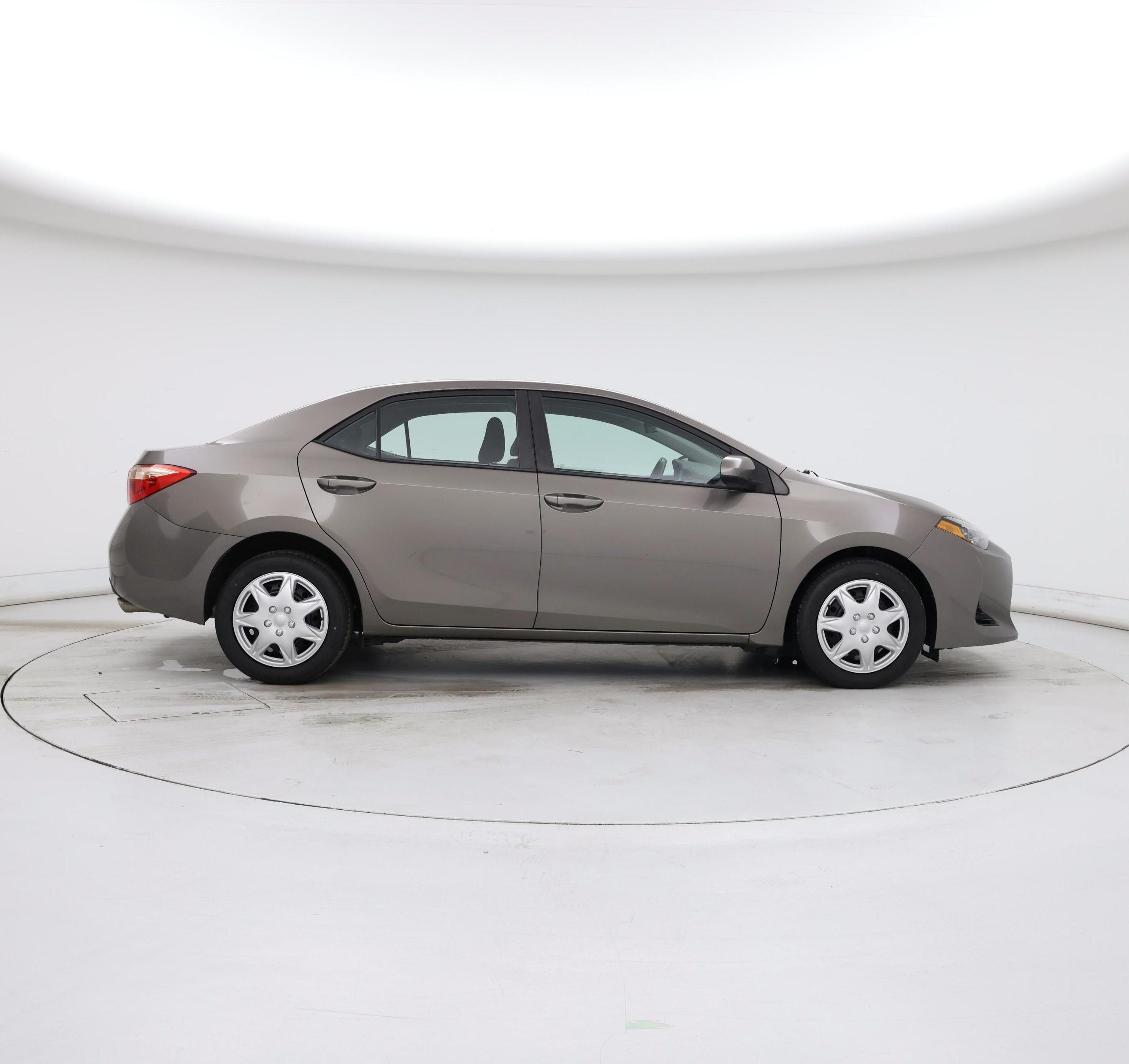 Thumbnail: 2018 Toyota Corolla - 7