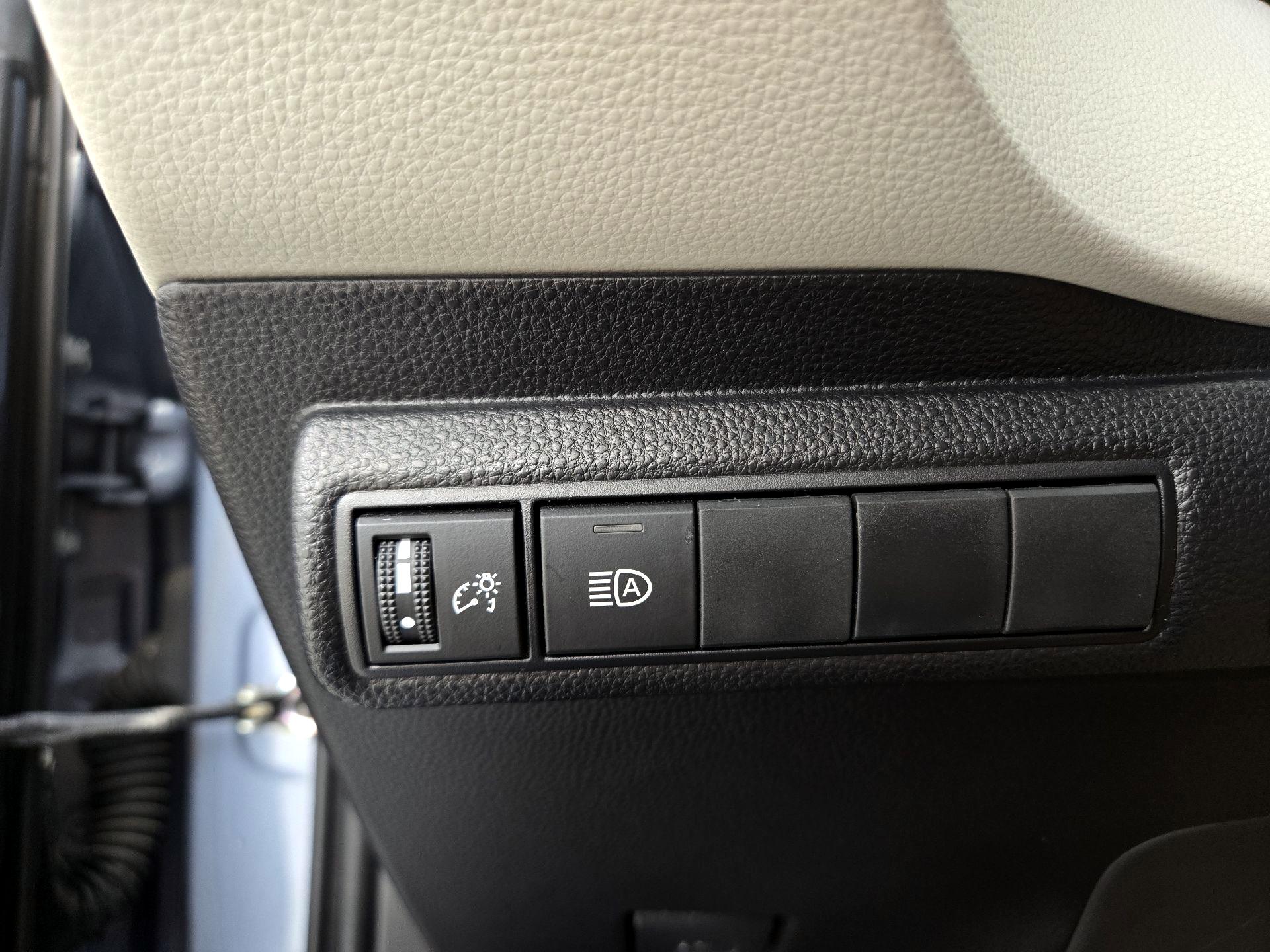 Thumbnail: 2022 Toyota Corolla - 13