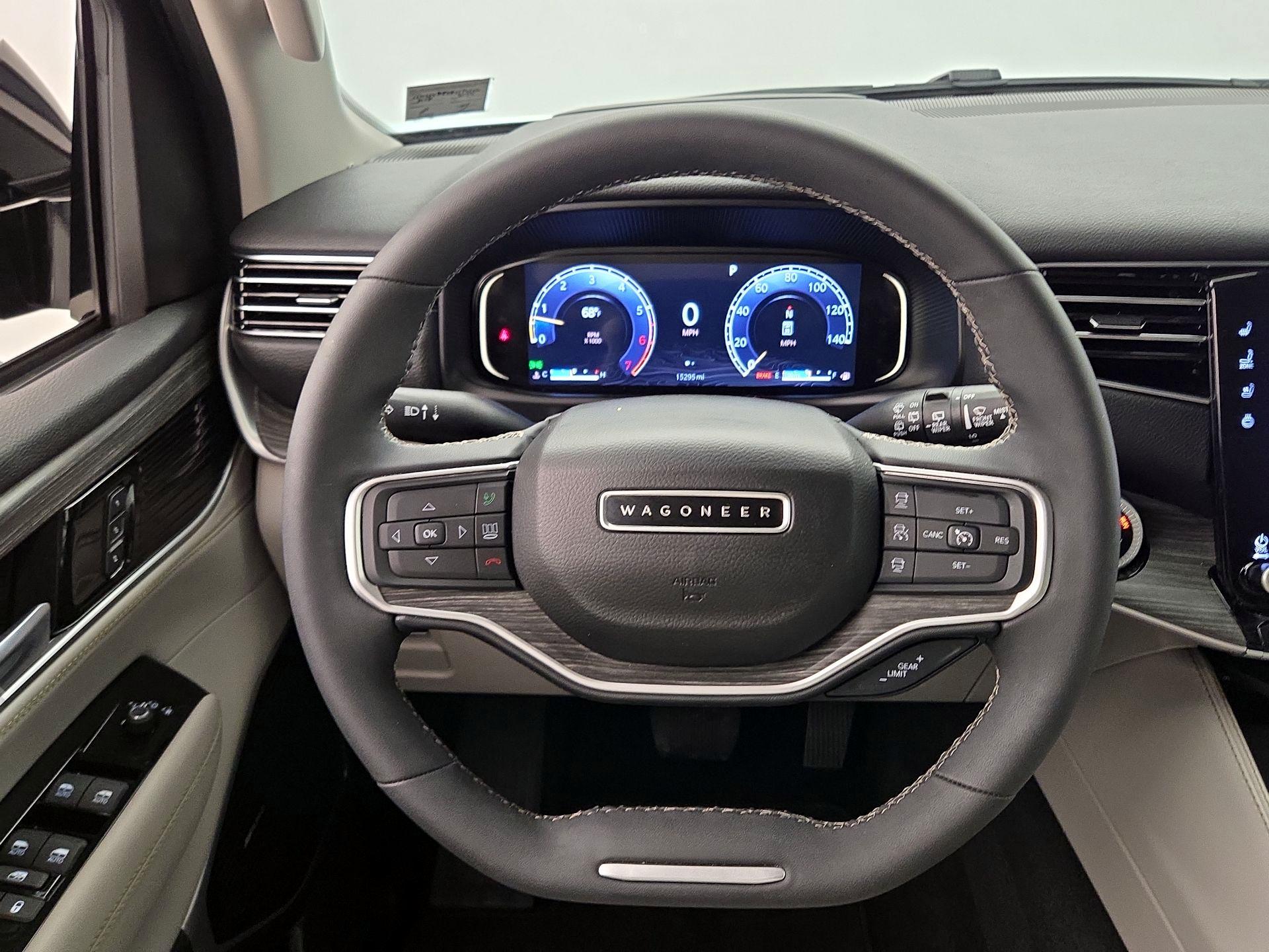 Thumbnail: 2024 Jeep Wagoneer - 10