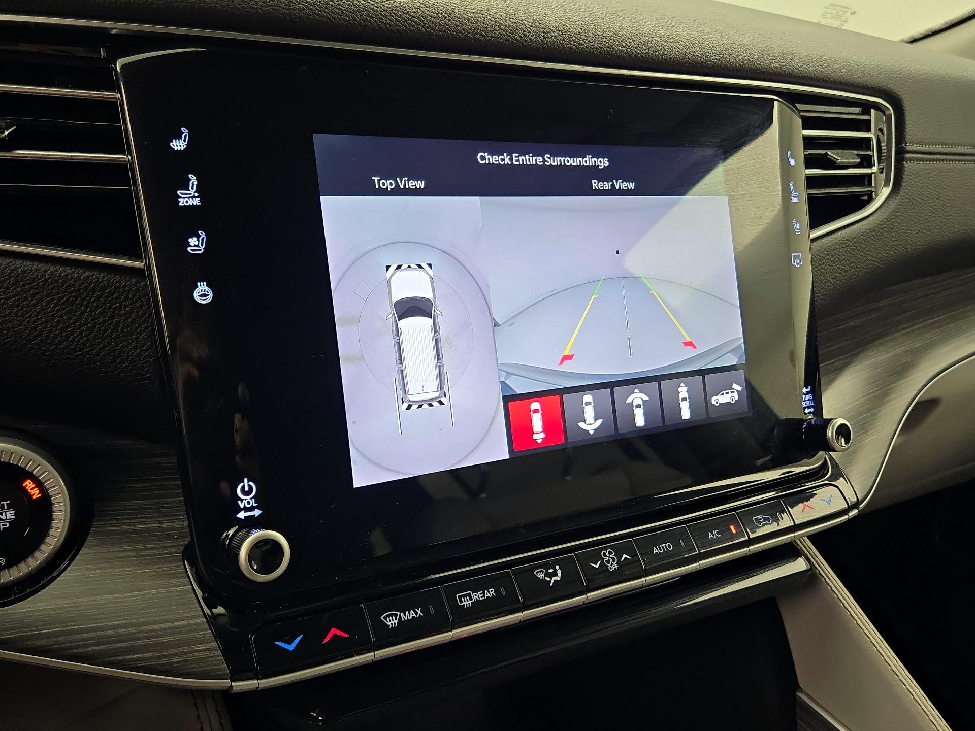 Thumbnail: 2024 Jeep Wagoneer - 15