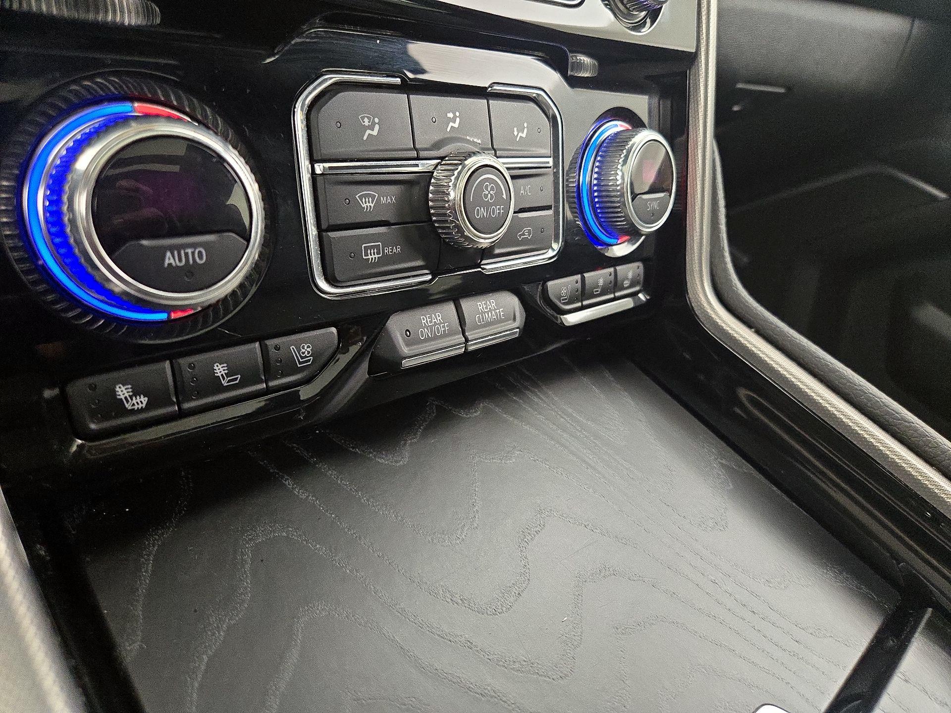 Thumbnail: 2021 GMC Yukon - 17