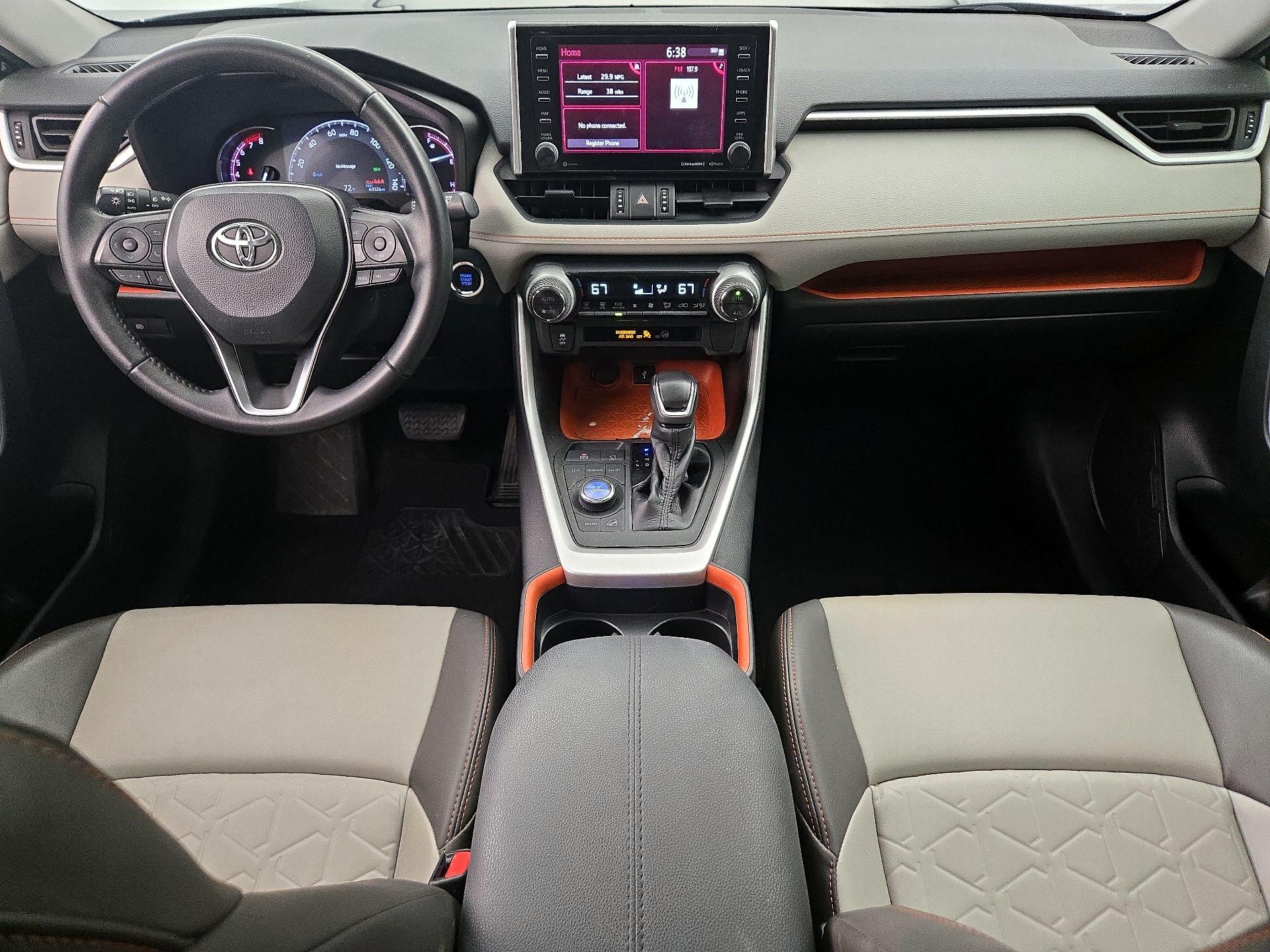 Thumbnail: 2020 Toyota RAV4 - 9