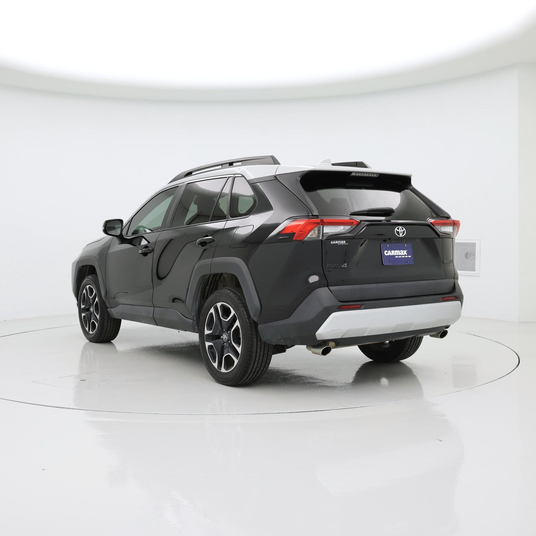 Thumbnail: 2020 Toyota RAV4 - 2