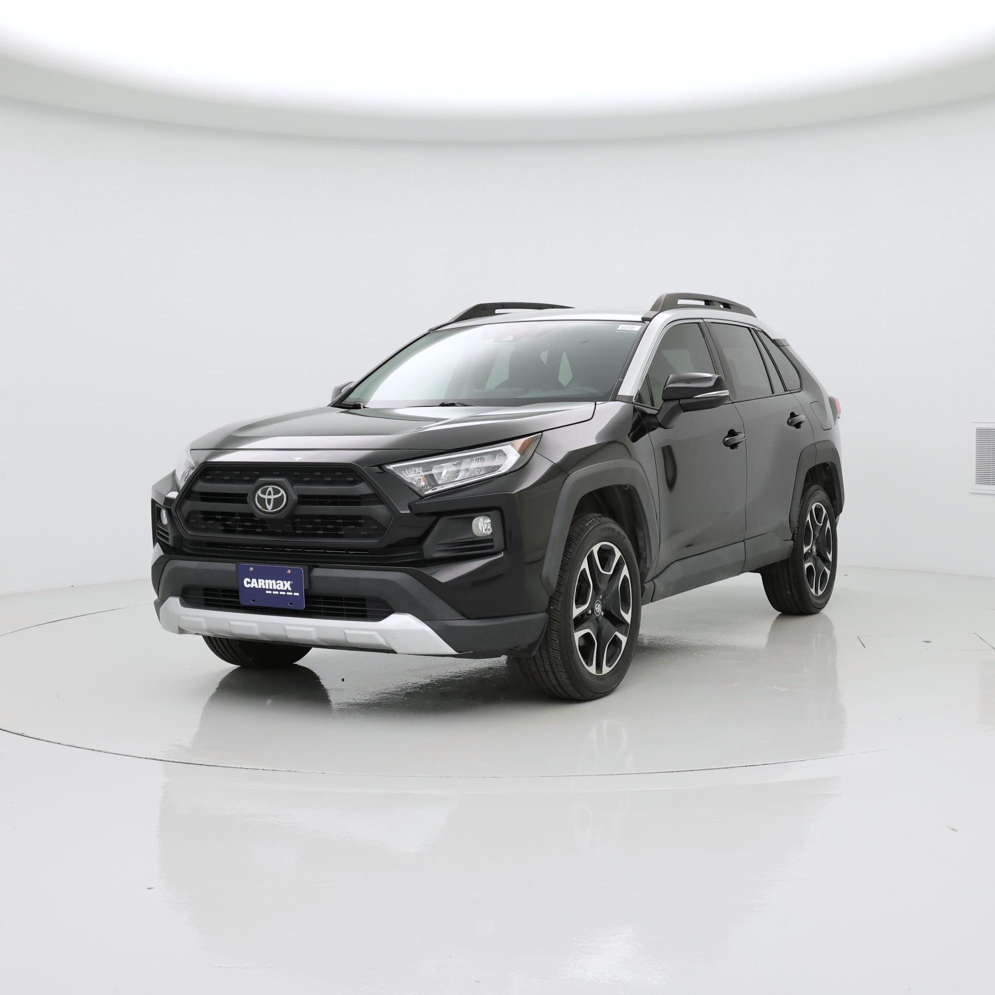 Thumbnail: 2020 Toyota RAV4 - 4