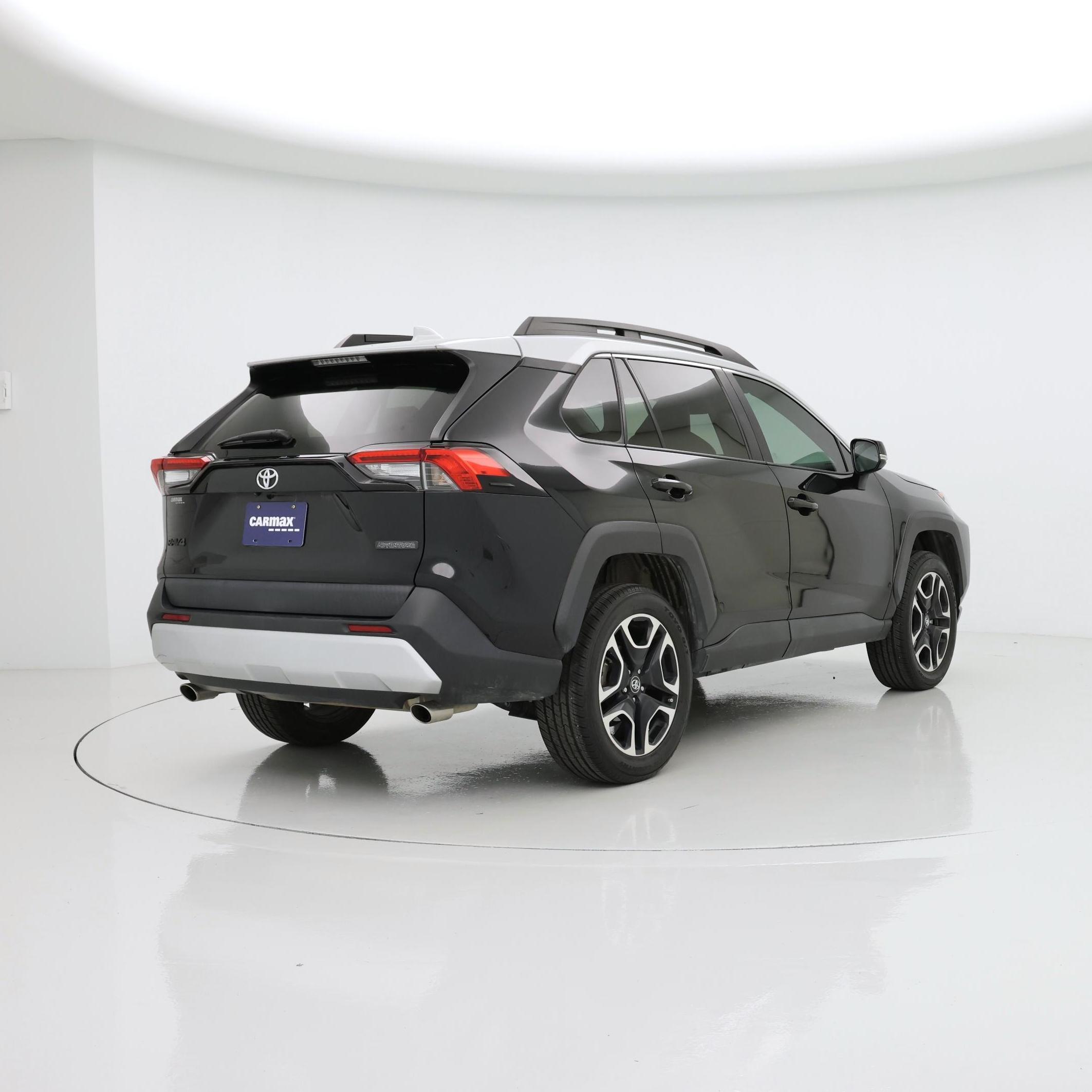 Thumbnail: 2020 Toyota RAV4 - 8