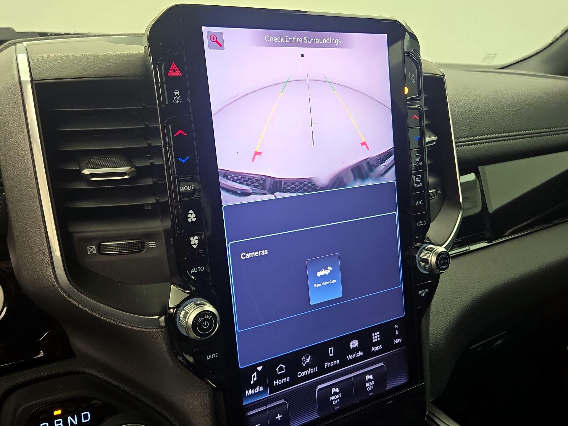 Thumbnail: 2025 RAM 1500 - 15