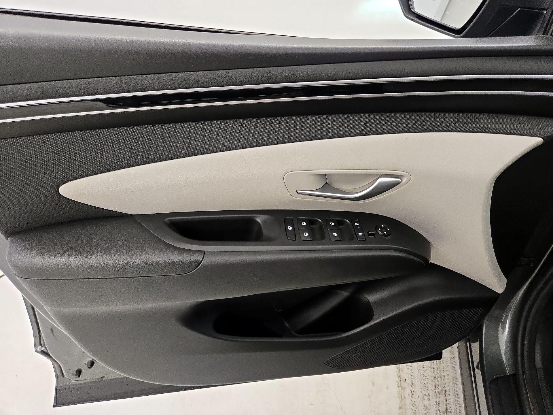 Thumbnail: 2023 Hyundai Tucson - 12