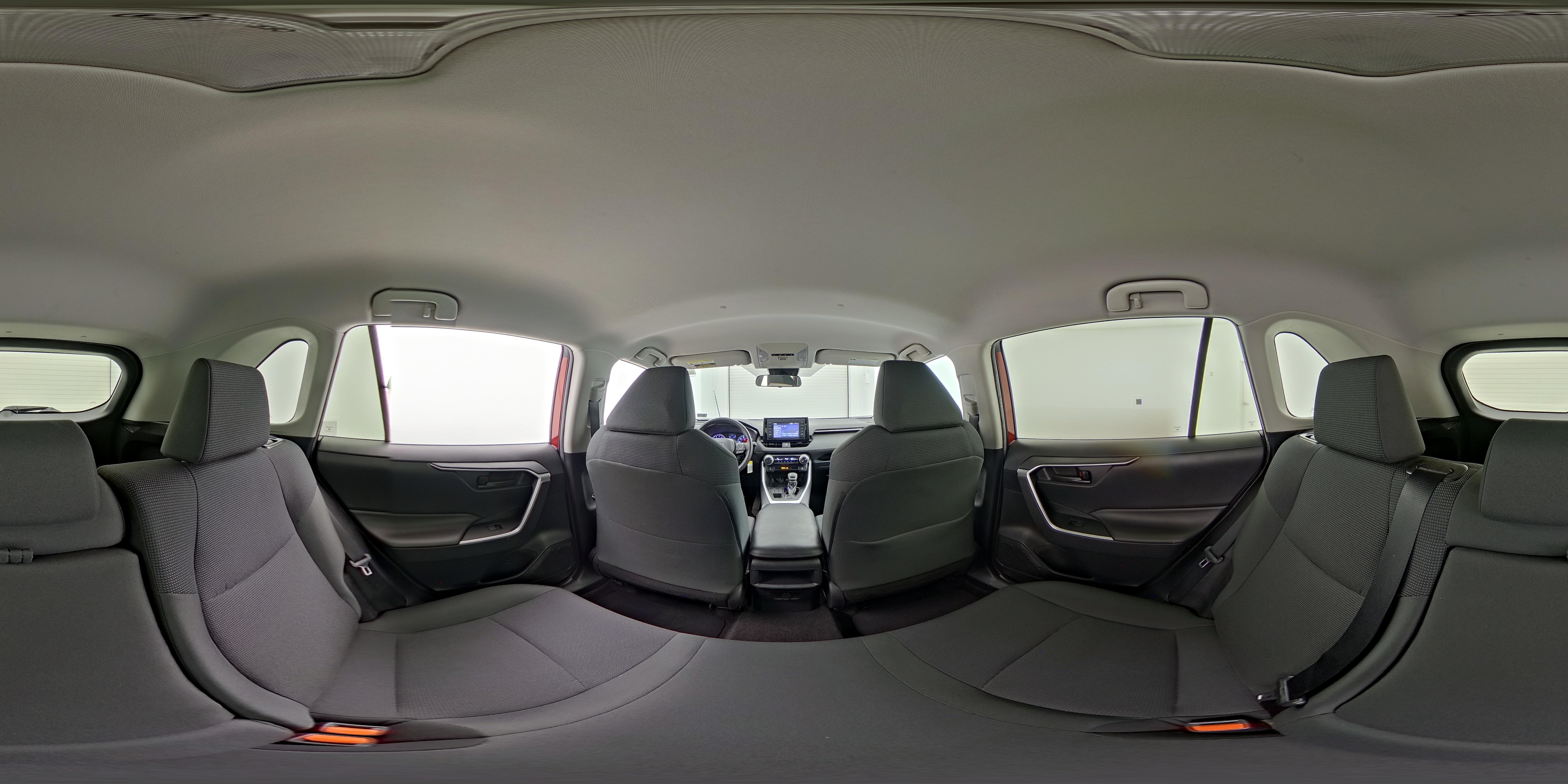 2019 Toyota RAV4 LE - Photo 26