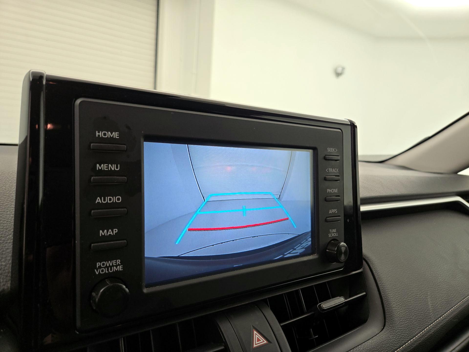 Thumbnail: 2019 Toyota RAV4 - 14