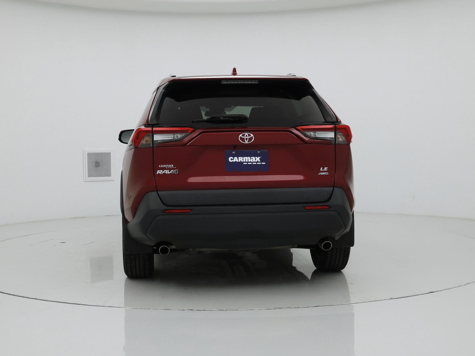 2019 Toyota RAV4 LE - Photo 7