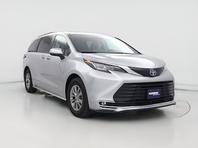 2022 Toyota Sienna Hybrid XLE