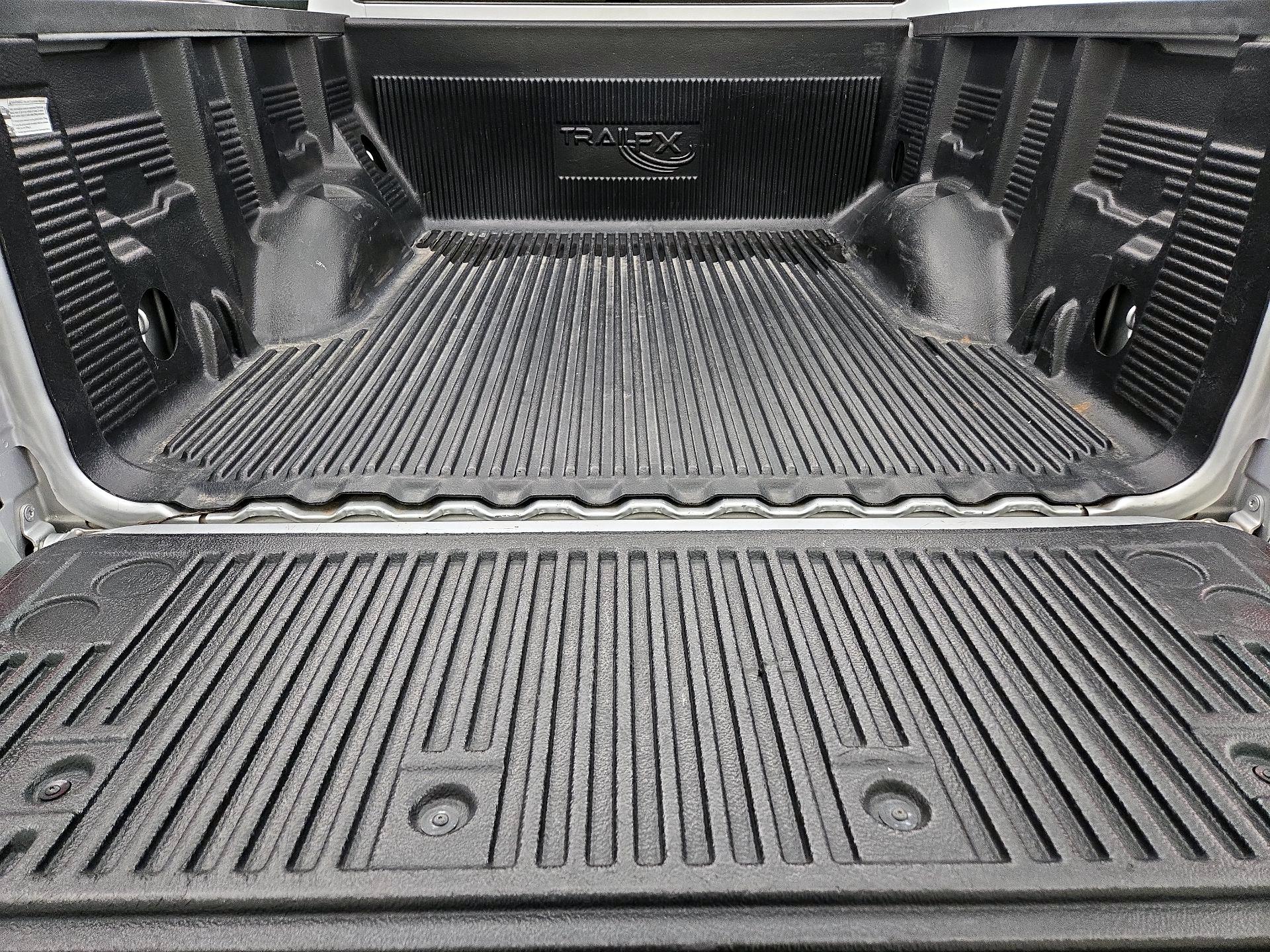 Thumbnail: 2019 Chevrolet Colorado - 20