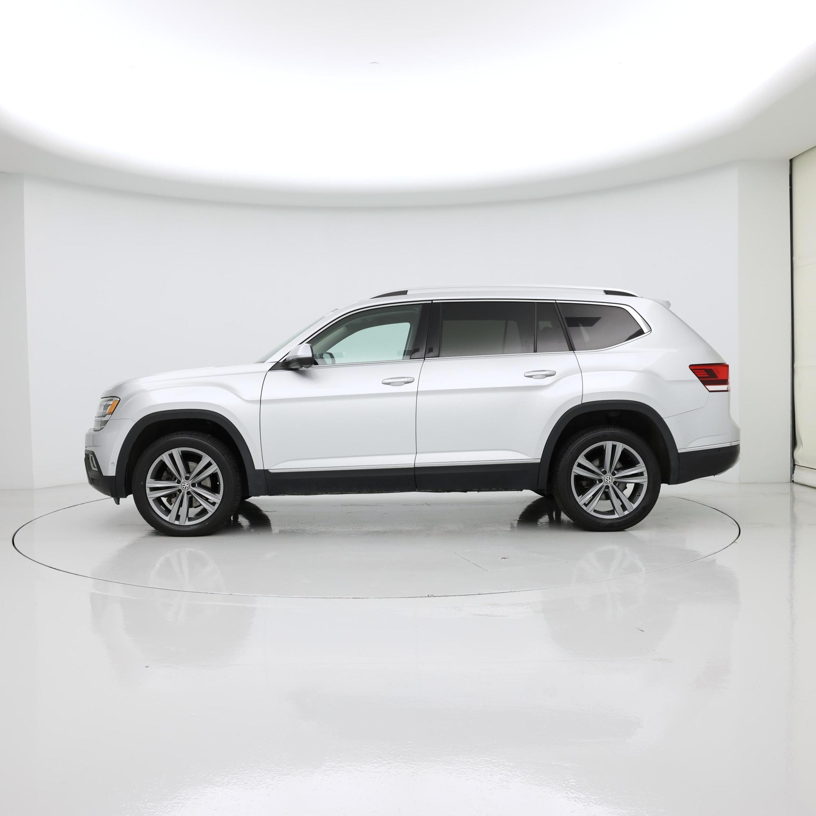 Thumbnail: 2019 Volkswagen Atlas - 3