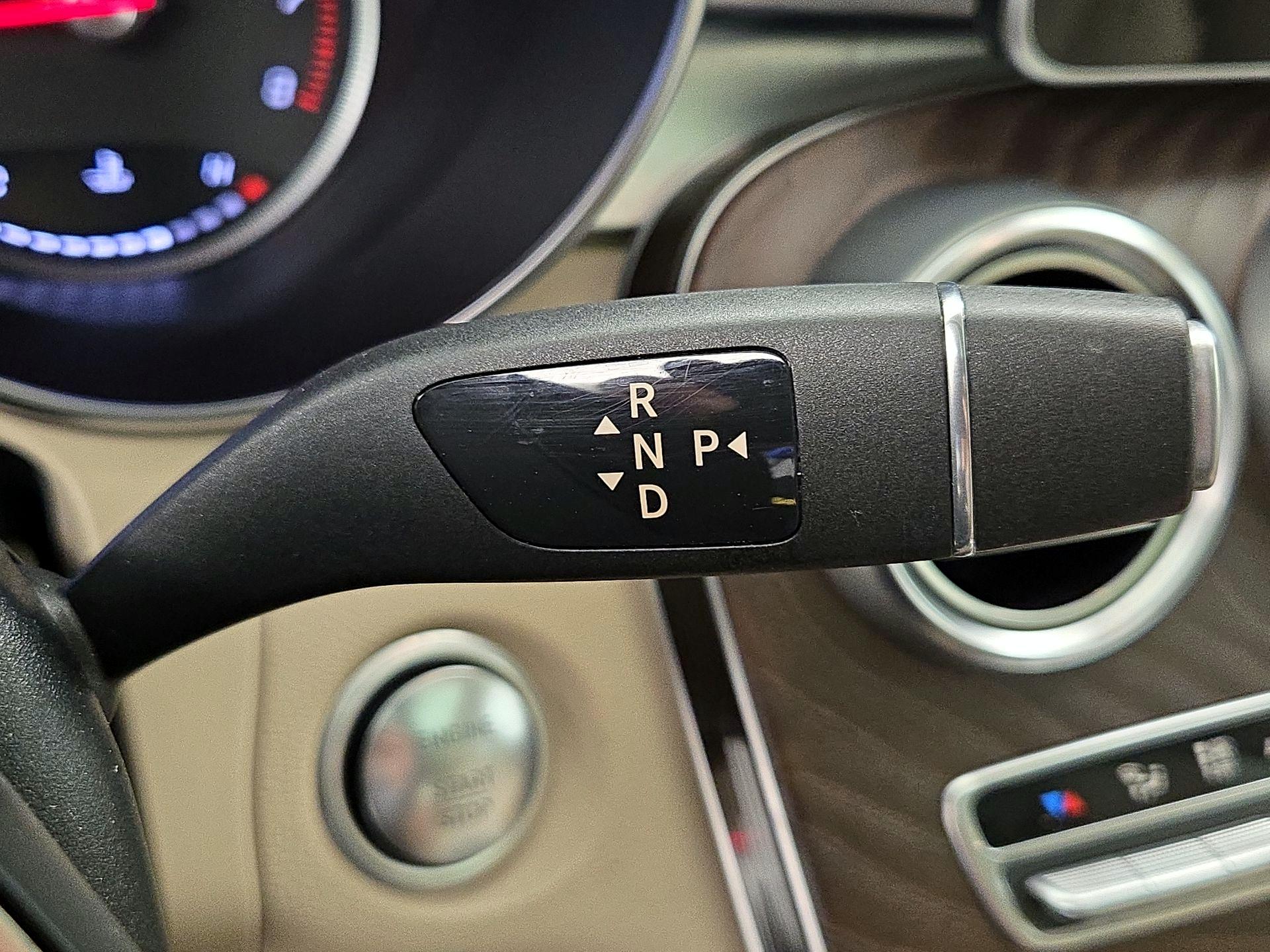 Thumbnail: 2019 Mercedes-Benz GLC - 17