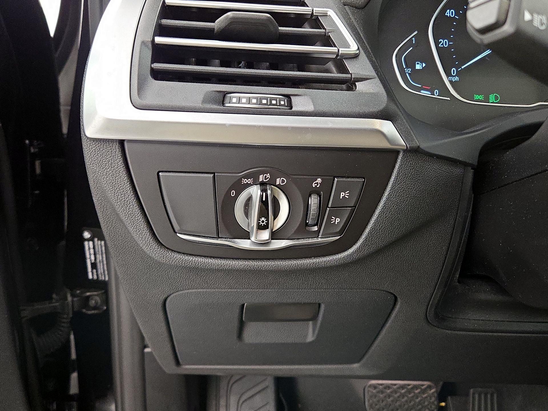 Thumbnail: 2022 BMW X3 - 13