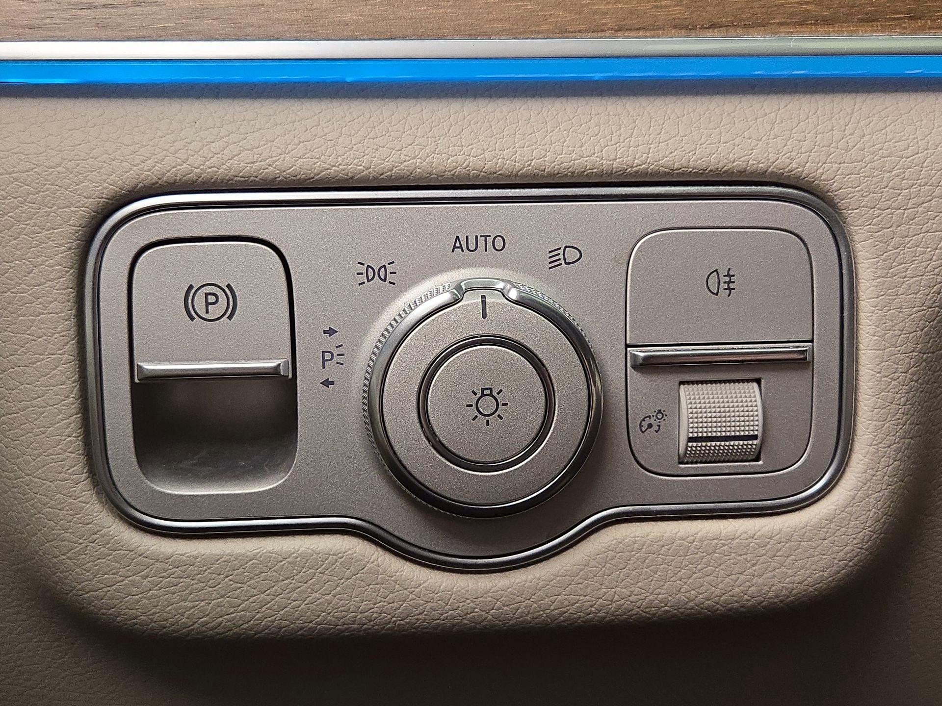 Thumbnail: 2021 Mercedes-Benz GLE - 13