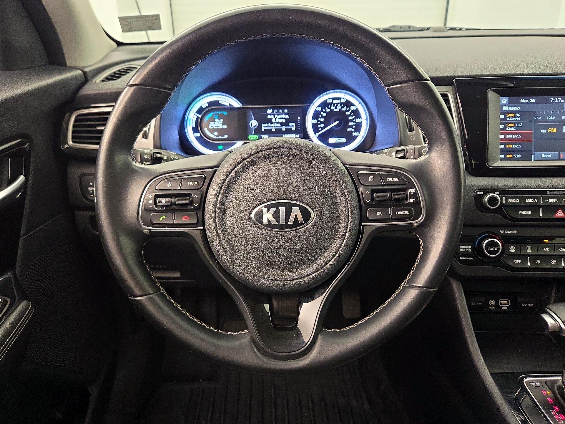 Thumbnail: 2017 Kia Niro - 10