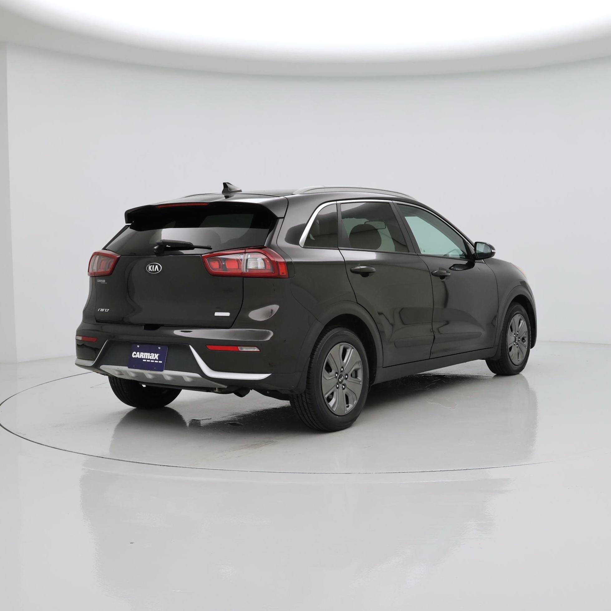 Thumbnail: 2017 Kia Niro - 8