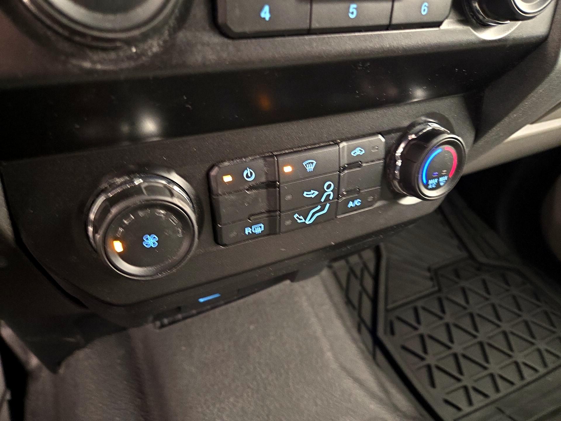 Thumbnail: 2021 Ford F-250 - 16