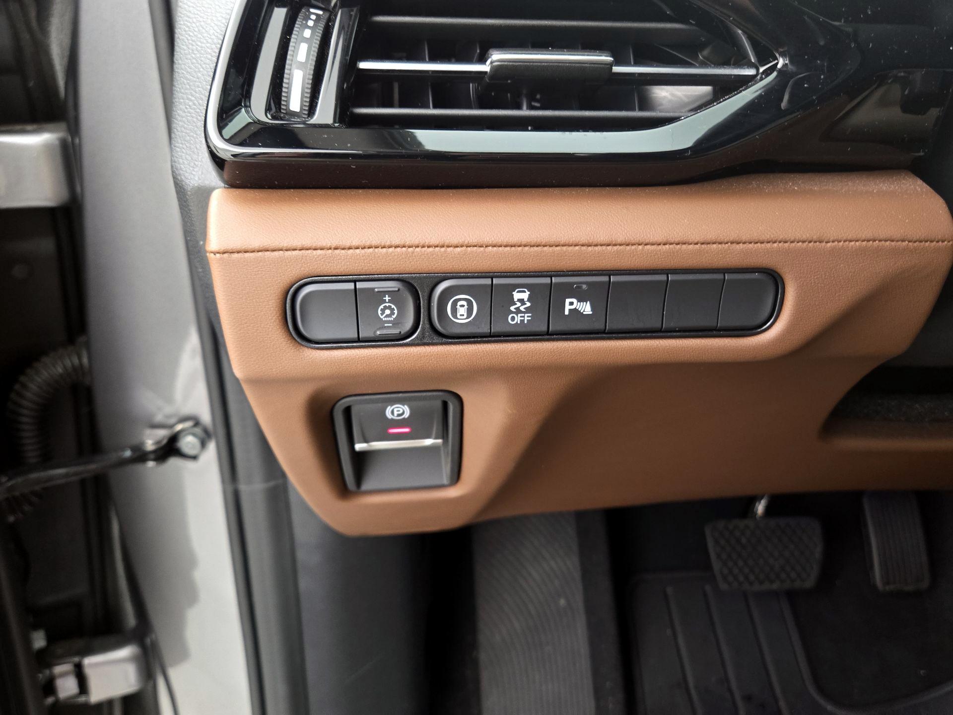 Thumbnail: 2024 Acura MDX - 13