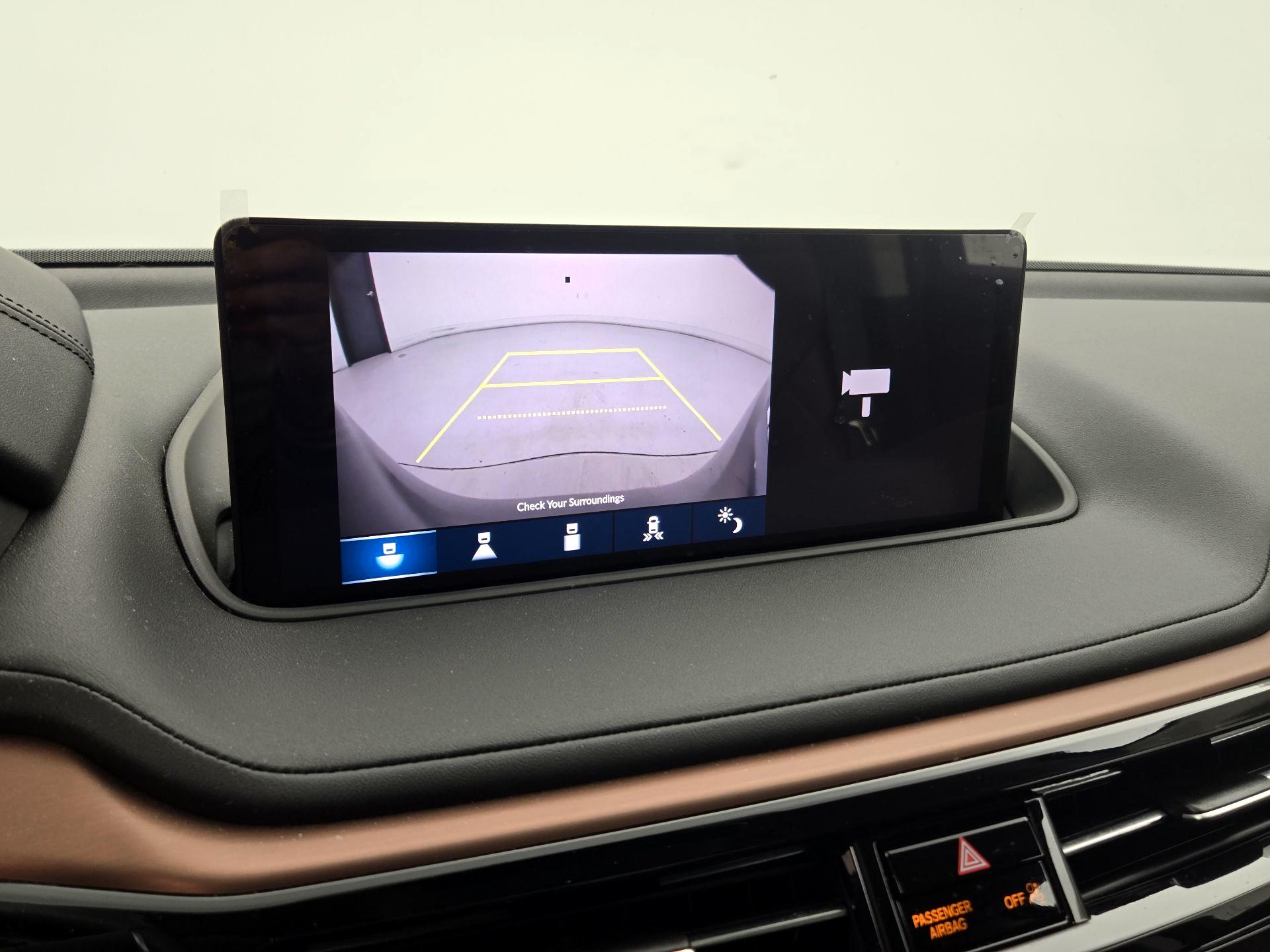 Thumbnail: 2024 Acura MDX - 15