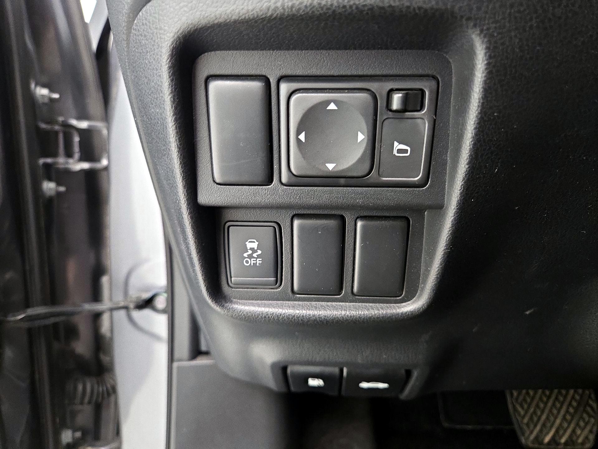 Thumbnail: 2015 Nissan Juke - 13