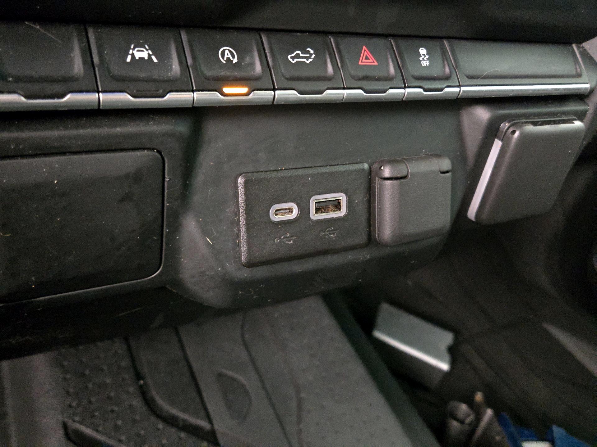 Thumbnail: 2022 Chevrolet Silverado 1500 - 18