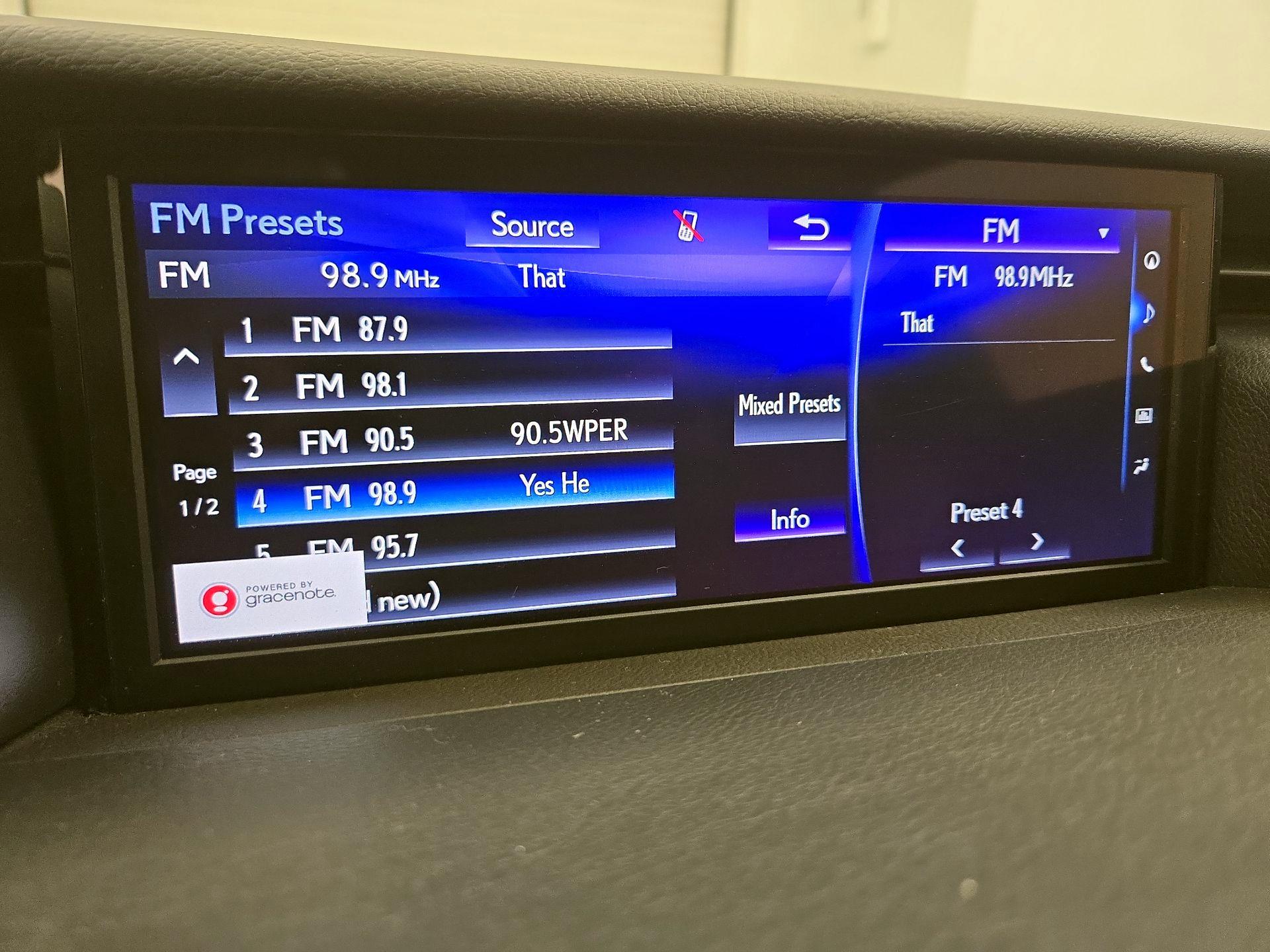 Thumbnail: 2020 Lexus IS - 16