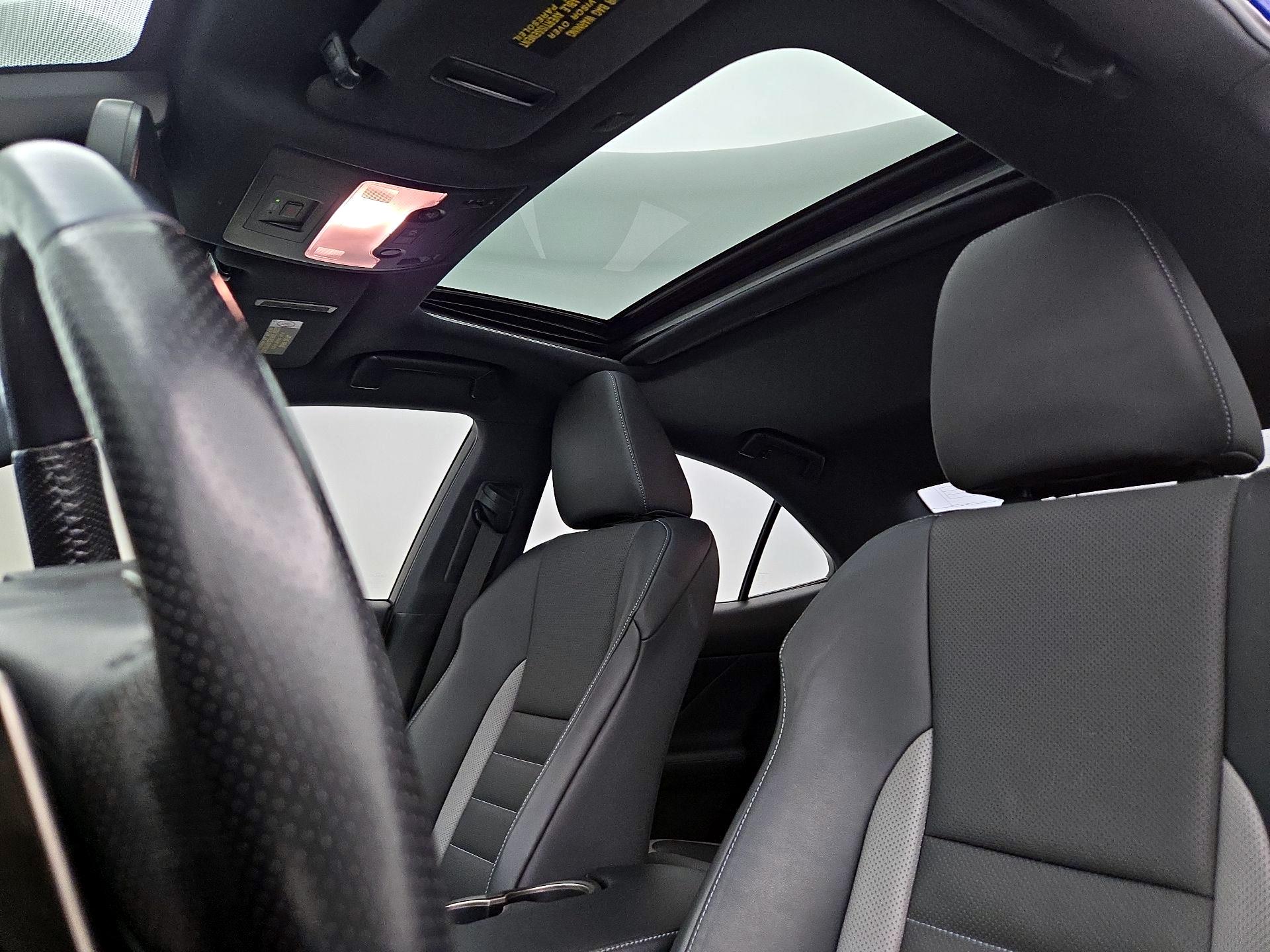 Thumbnail: 2020 Lexus IS - 20