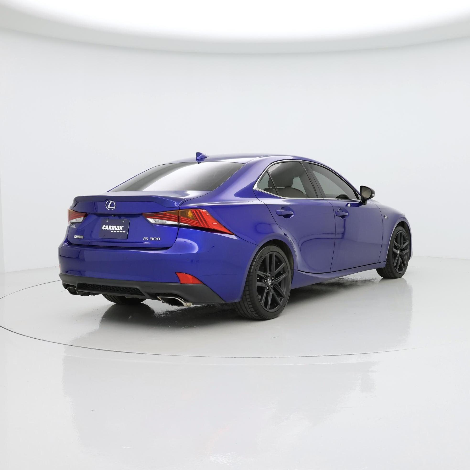 Thumbnail: 2020 Lexus IS - 8