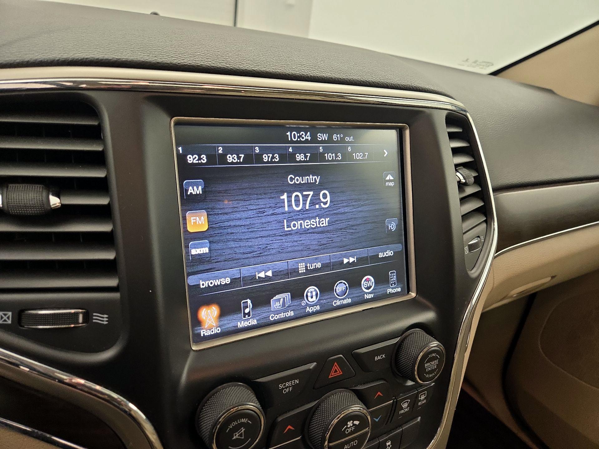 Thumbnail: 2017 Jeep Grand Cherokee - 16