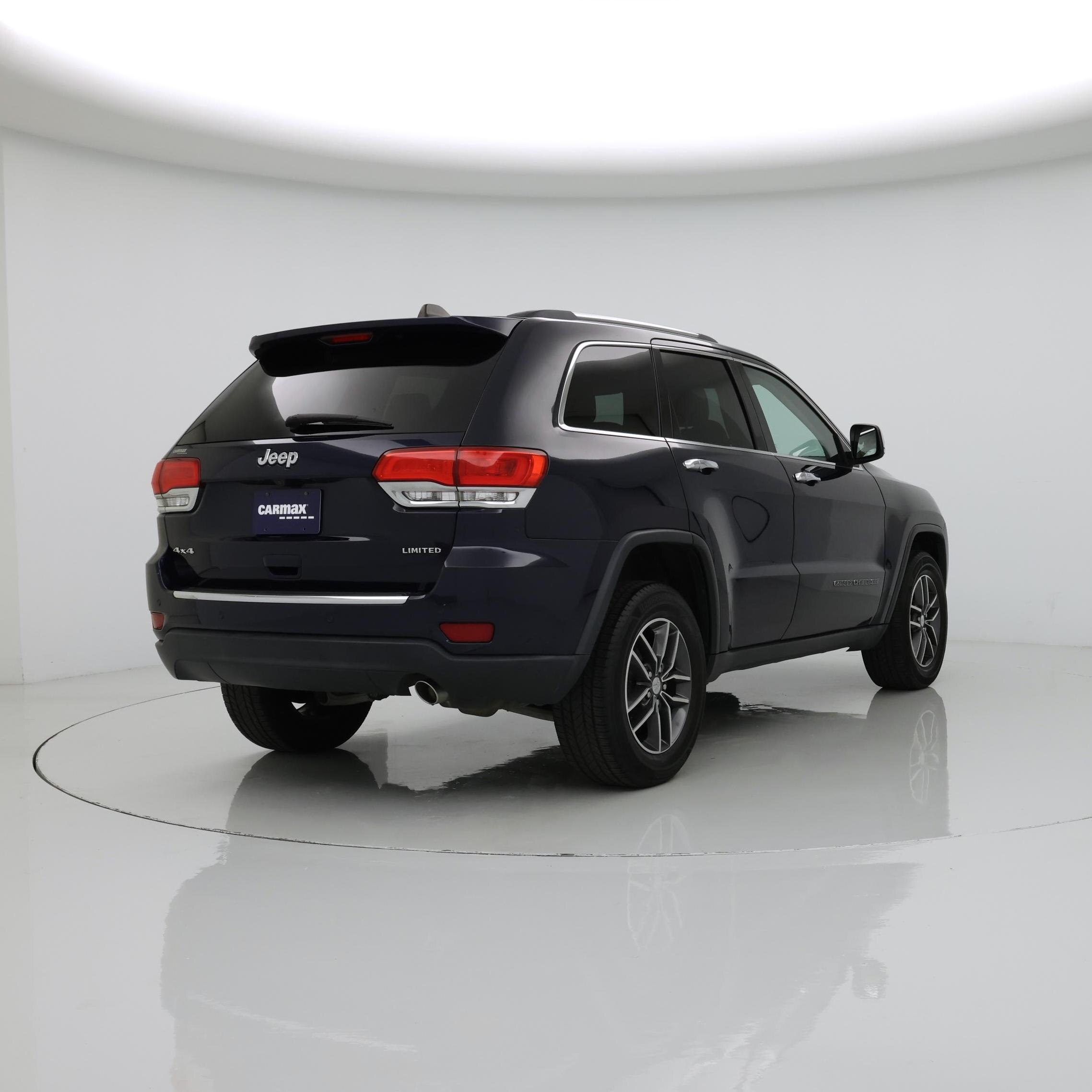 Thumbnail: 2017 Jeep Grand Cherokee - 8