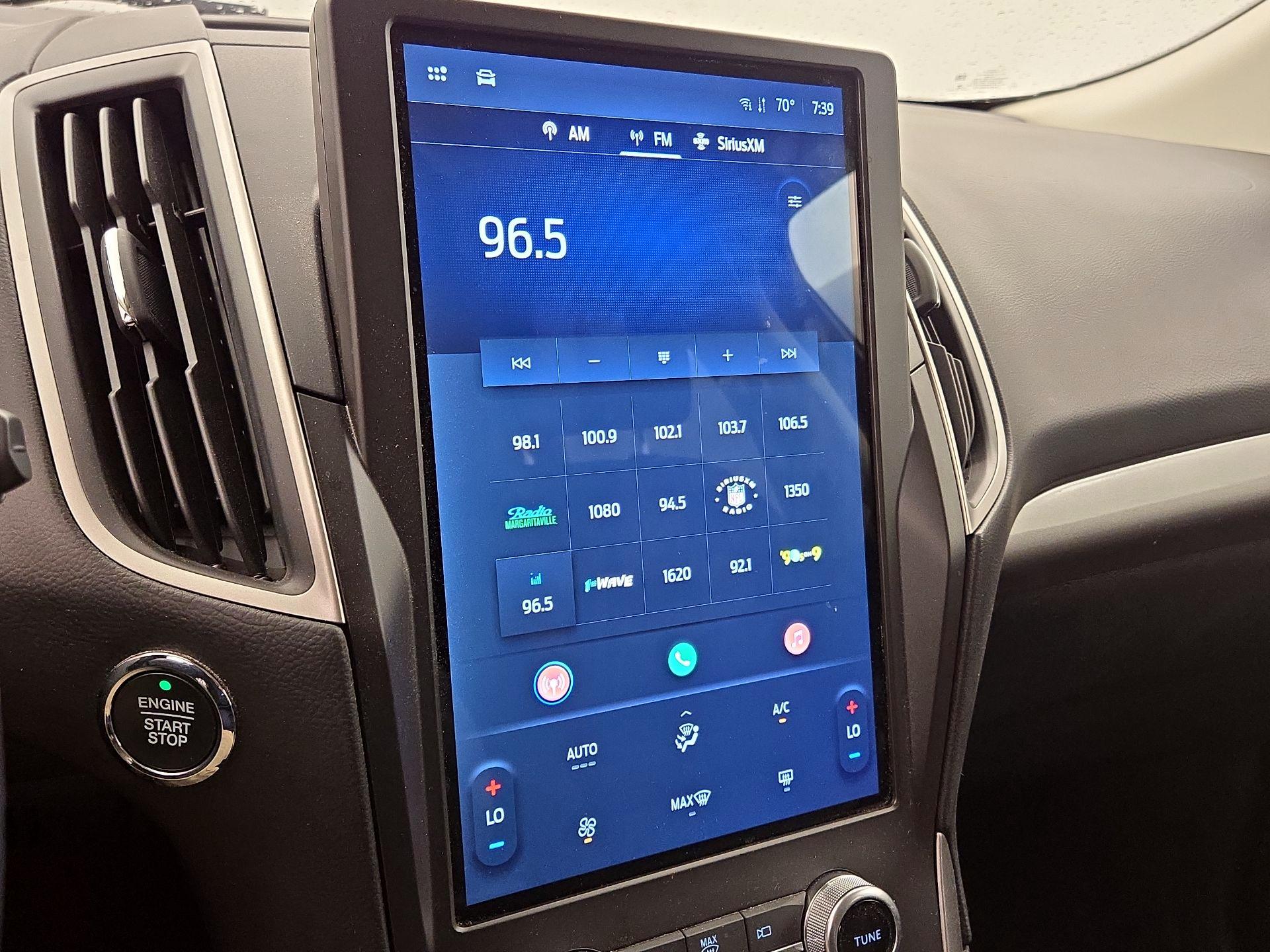 Thumbnail: 2021 Ford Edge - 15