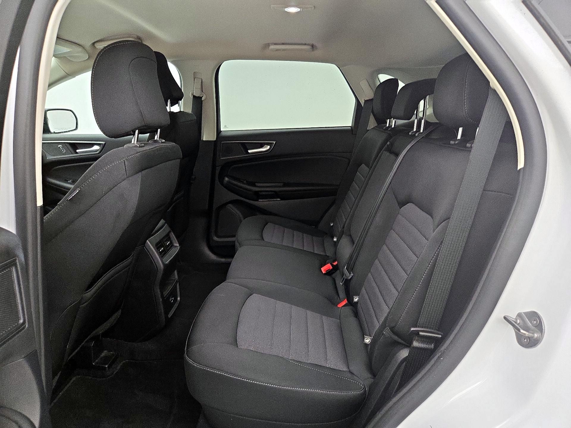 Thumbnail: 2021 Ford Edge - 19