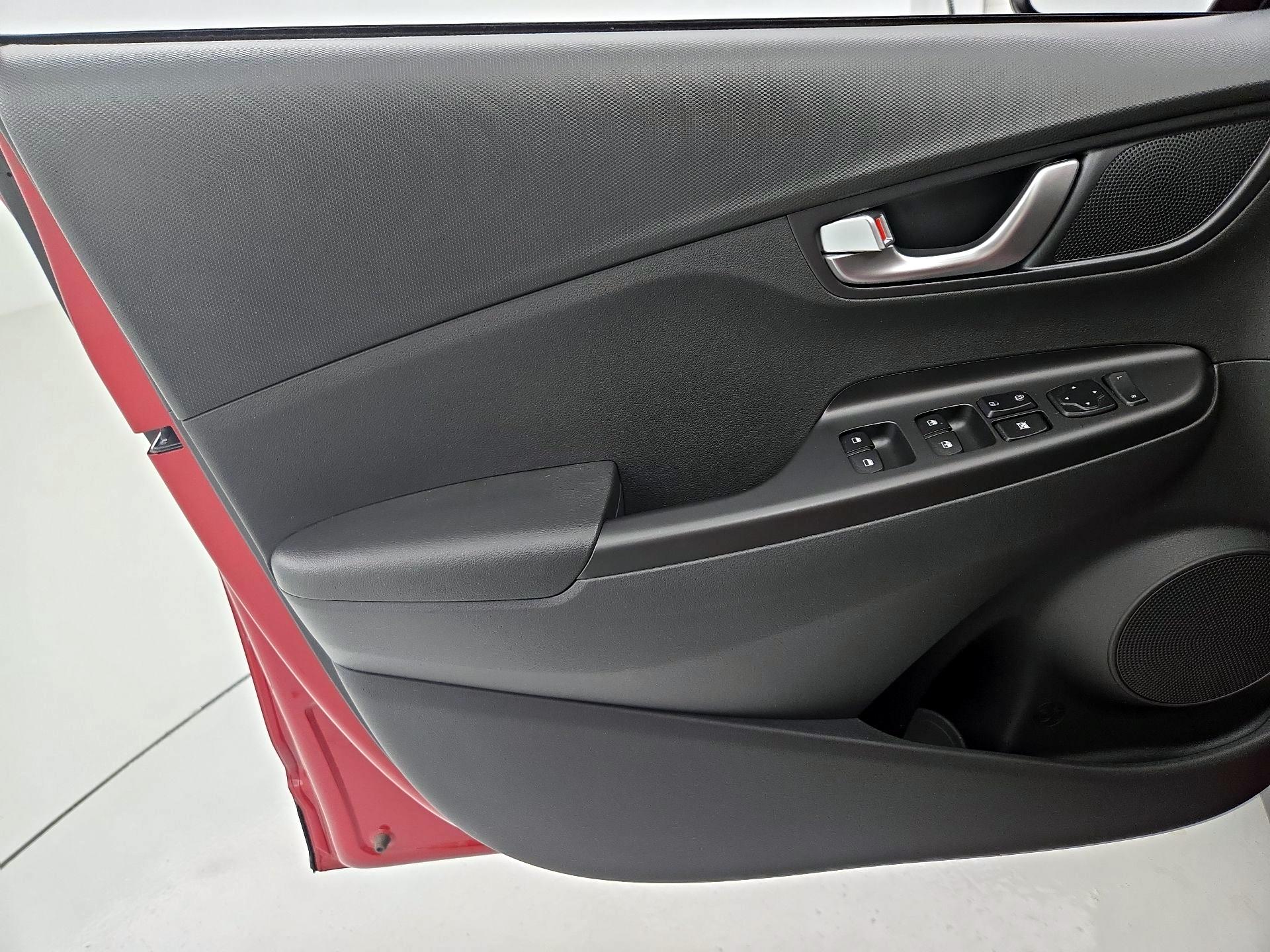 Thumbnail: 2022 Hyundai Kona - 12