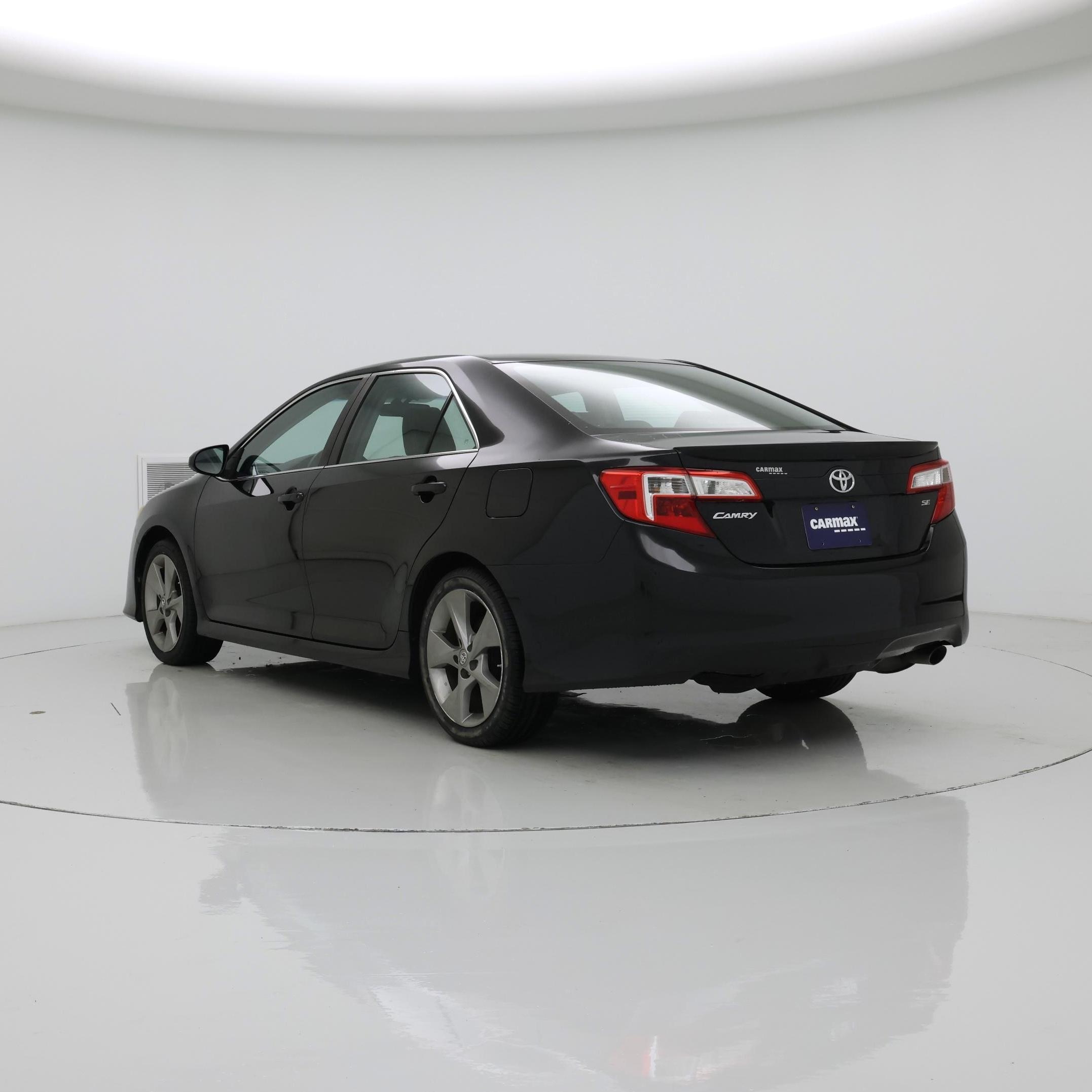 Thumbnail: 2014 Toyota Camry - 2