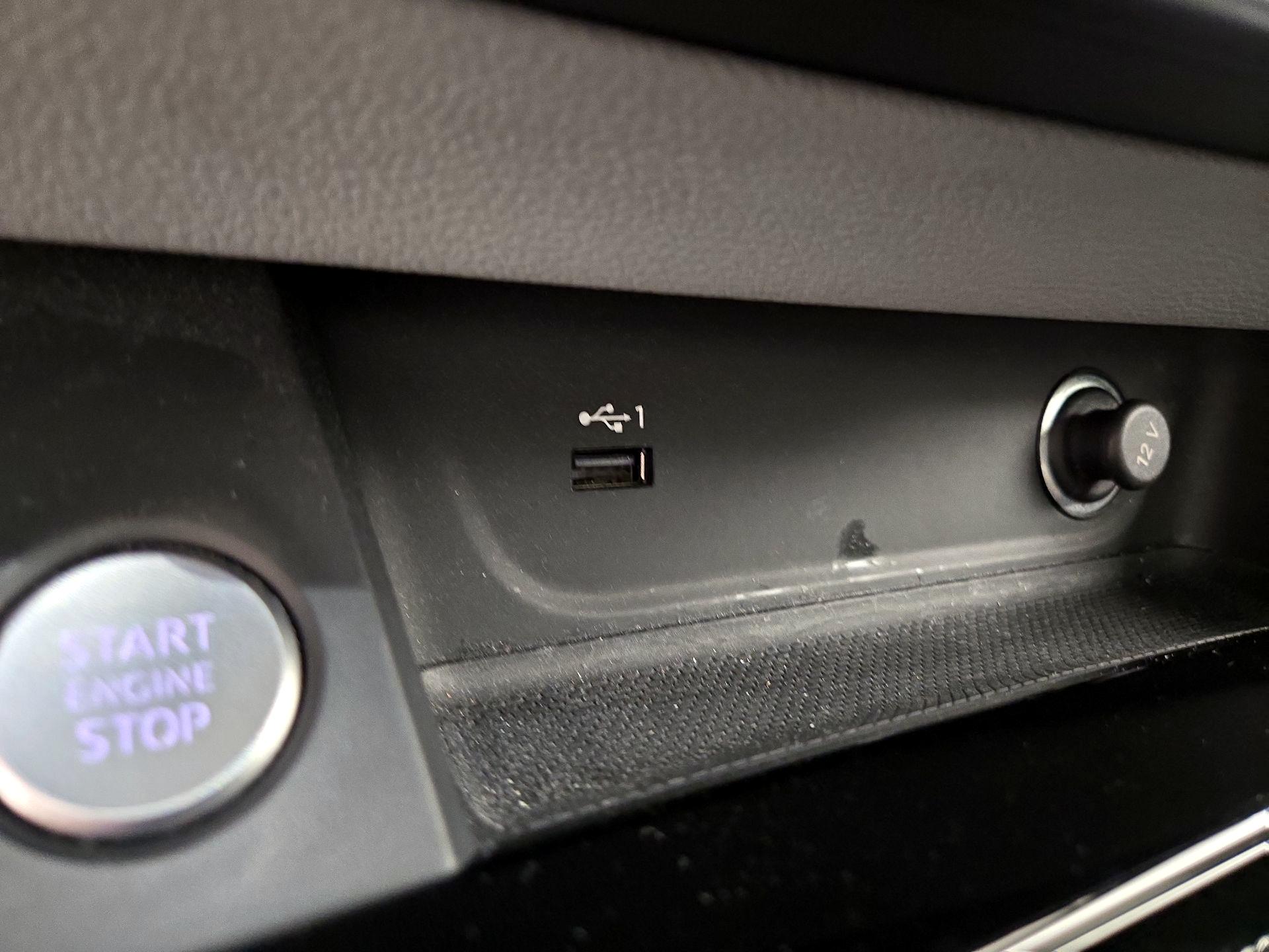 Thumbnail: 2021 Audi A4 - 18