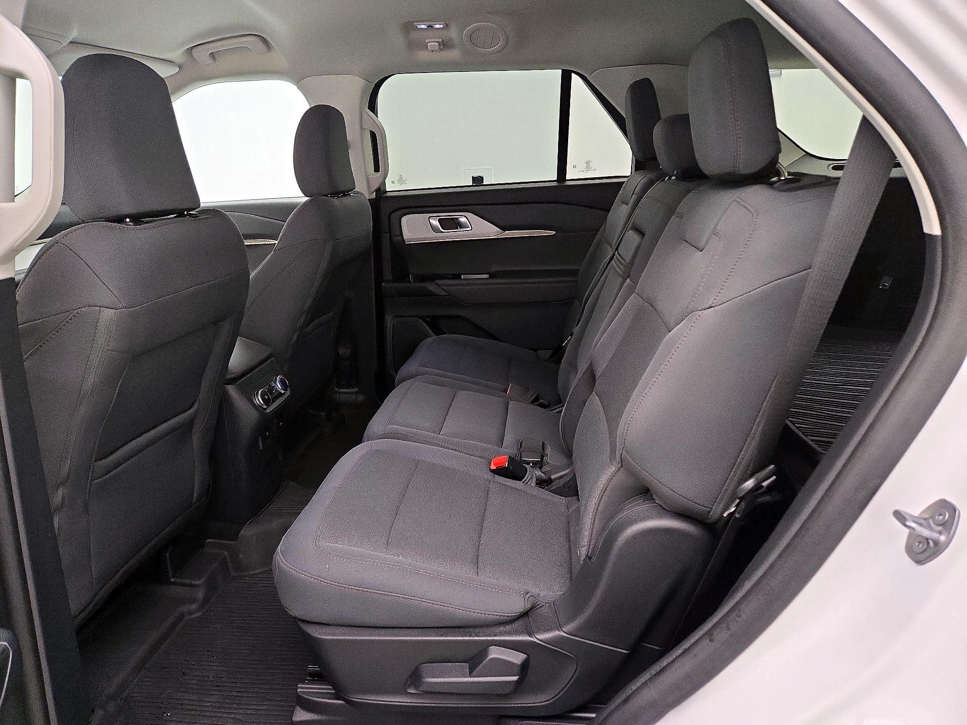 Thumbnail: 2025 Ford Explorer - 20