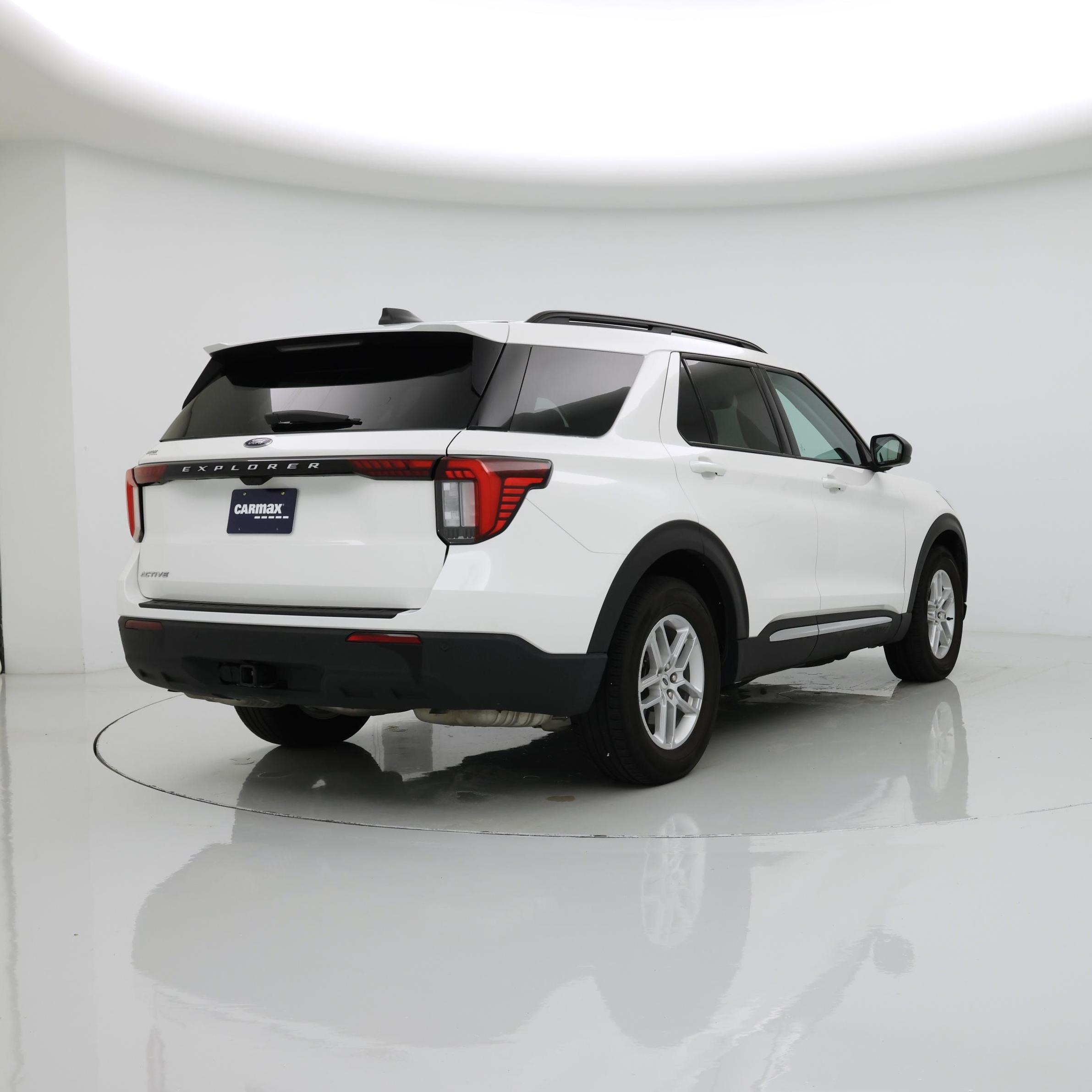 Thumbnail: 2025 Ford Explorer - 8