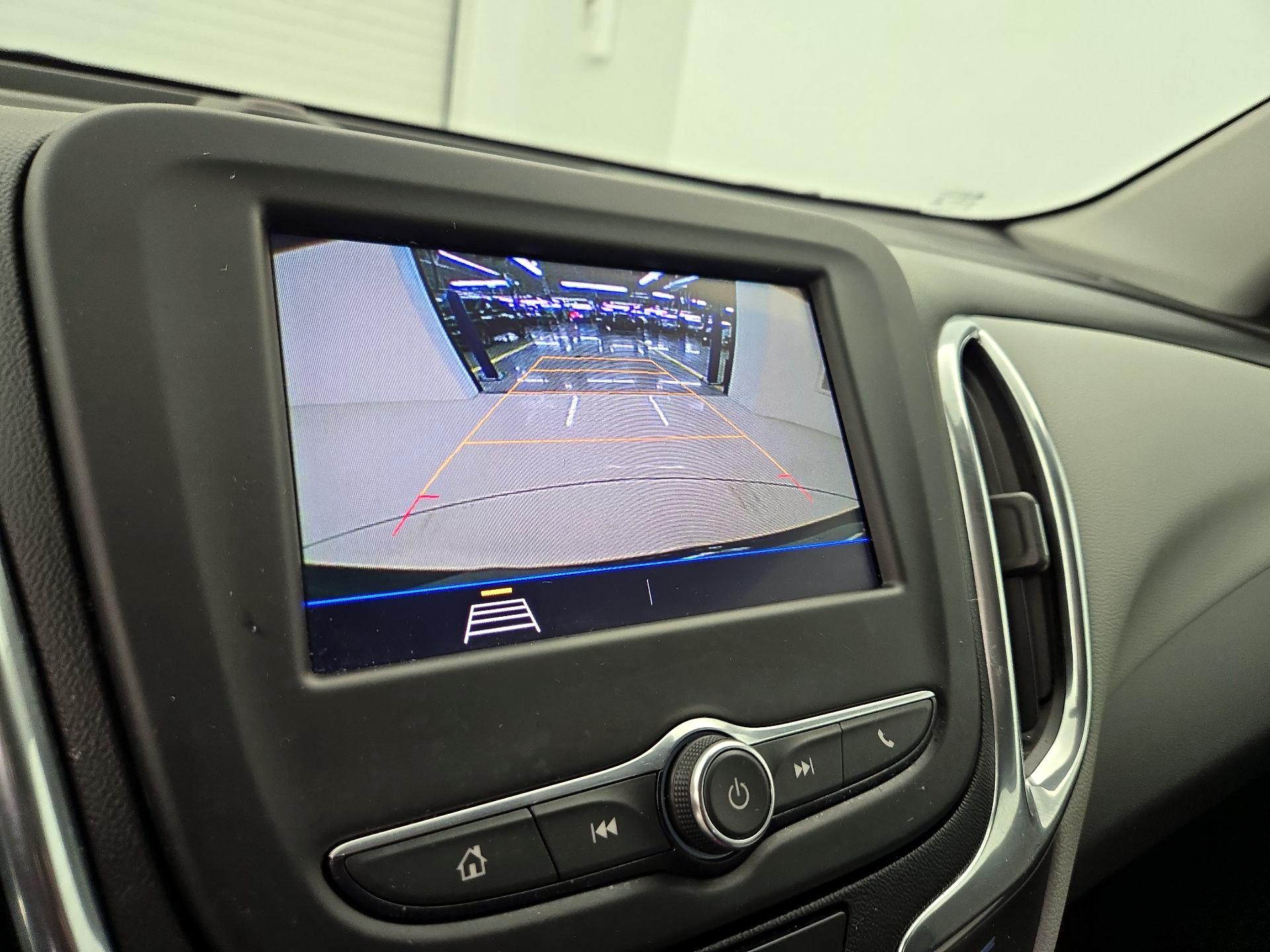 Thumbnail: 2021 Chevrolet Equinox - 14