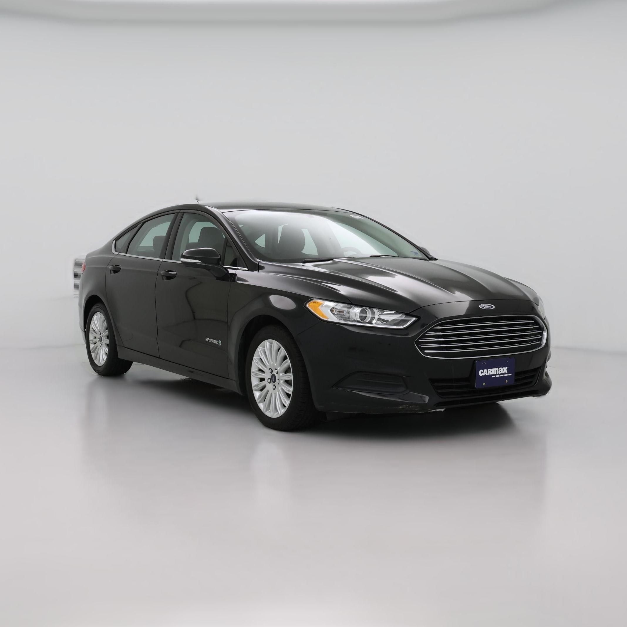 Thumbnail: 2015 Ford Fusion - 1