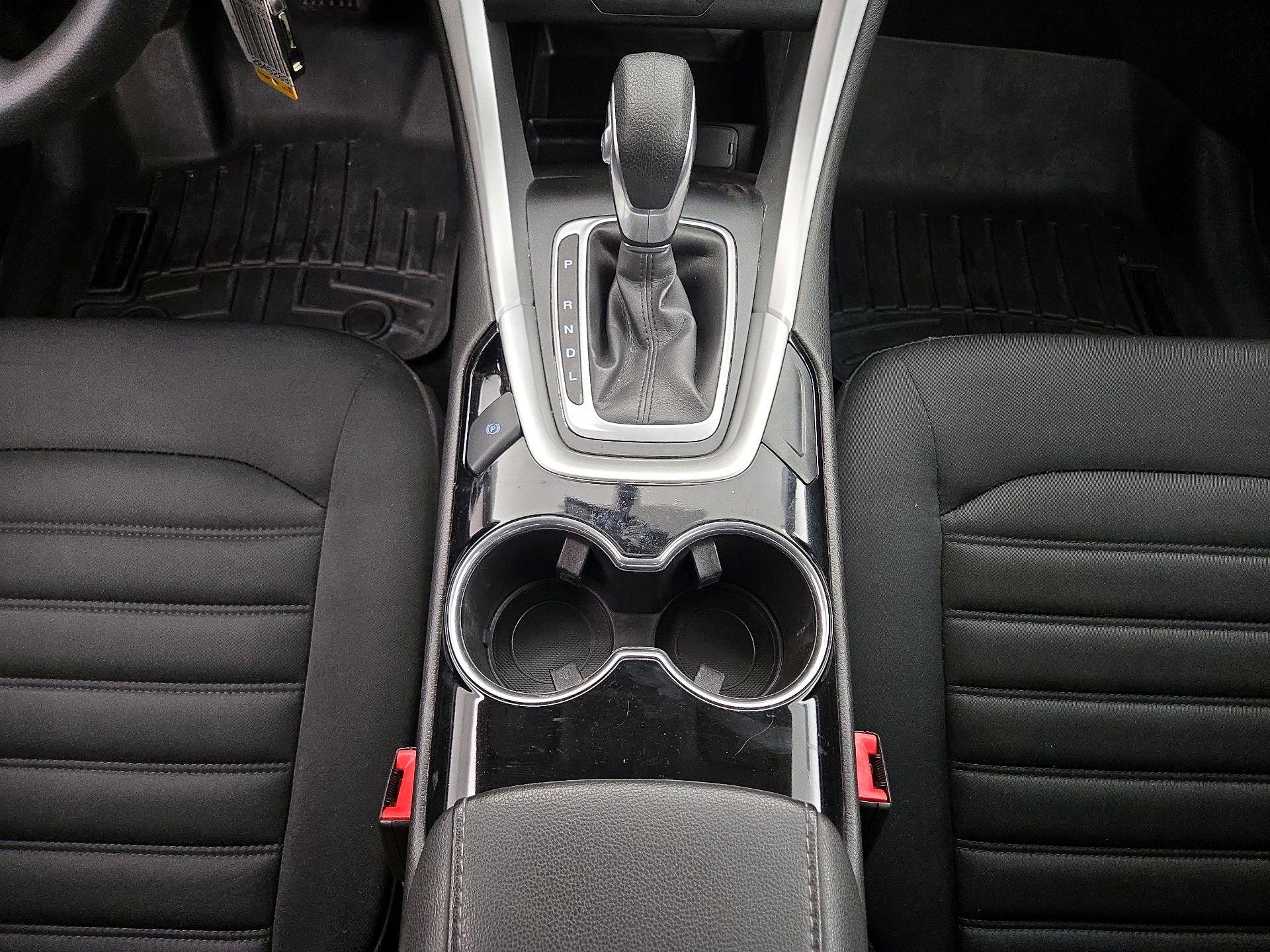 Thumbnail: 2015 Ford Fusion - 17