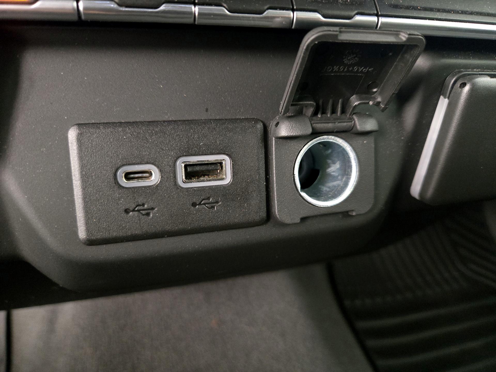 Thumbnail: 2022 Chevrolet Silverado 1500 - 18