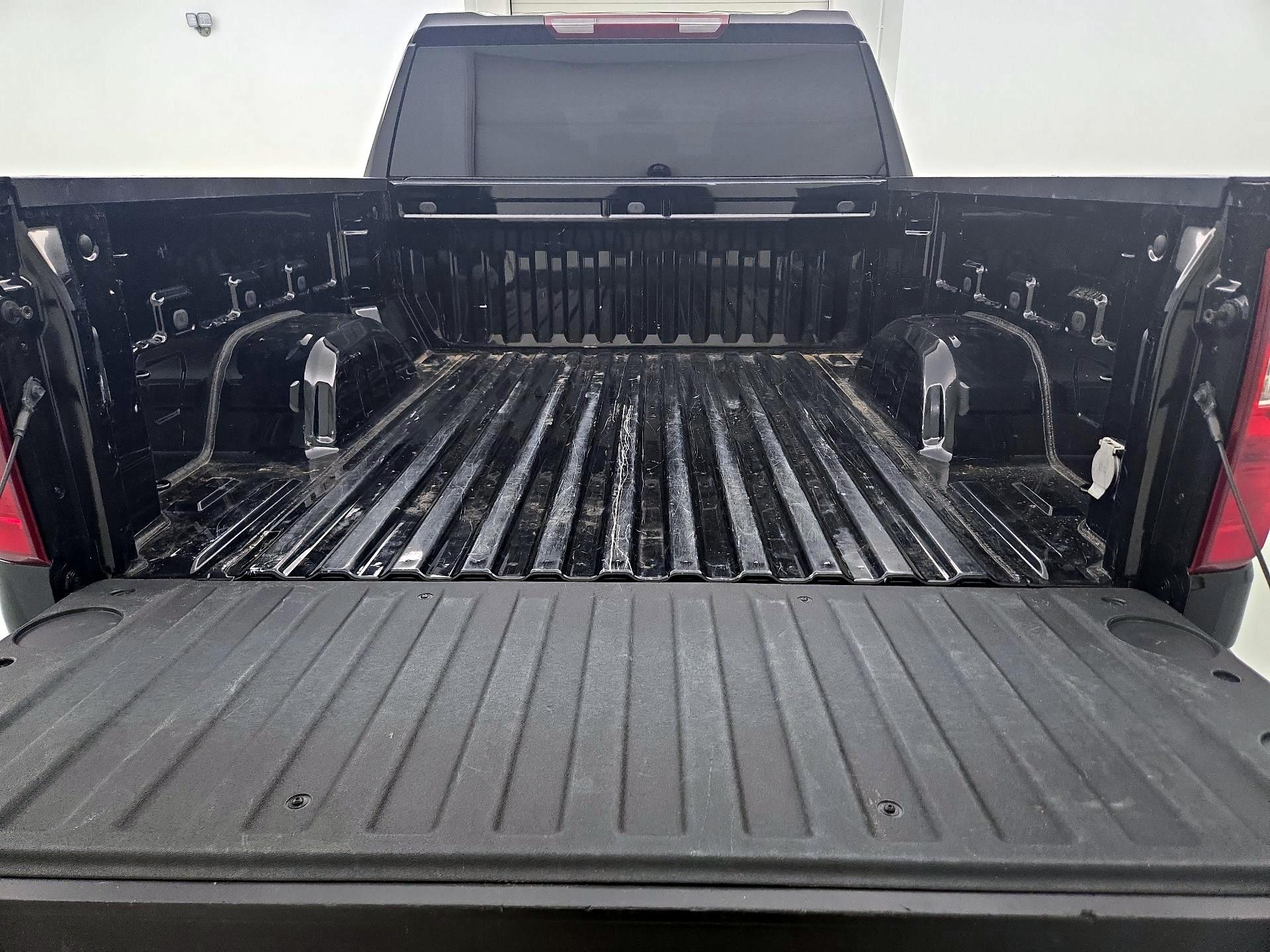 Thumbnail: 2022 Chevrolet Silverado 1500 - 20