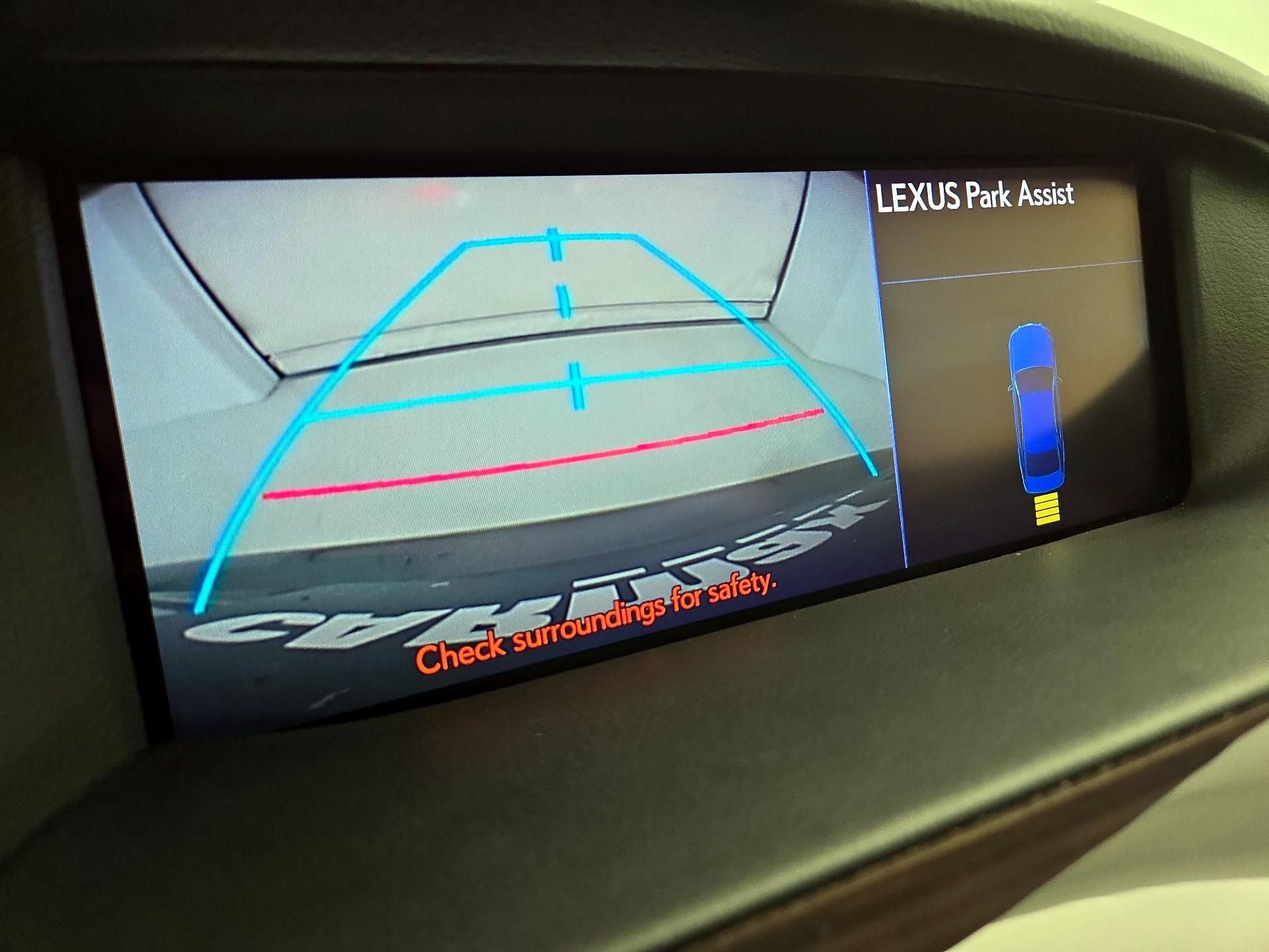 Thumbnail: 2014 Lexus LS - 15