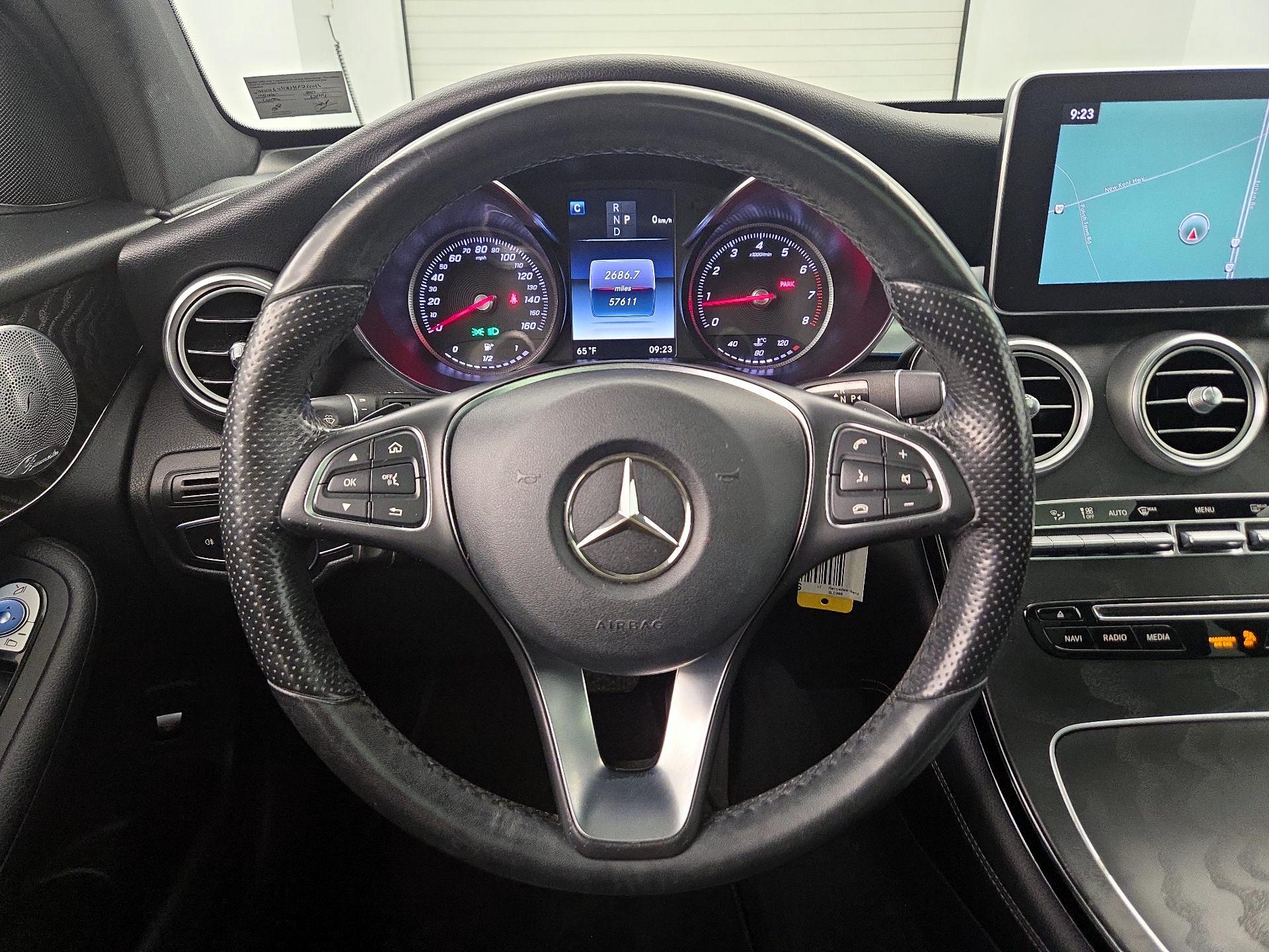 Thumbnail: 2017 Mercedes-Benz GLC - 10