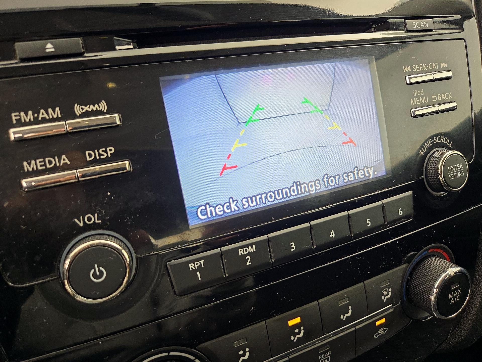 Thumbnail: 2017 Nissan Rogue - 14