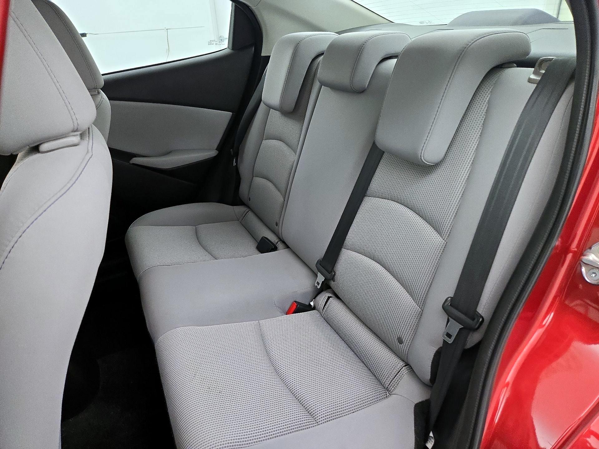 Thumbnail: 2019 Toyota Yaris - 19